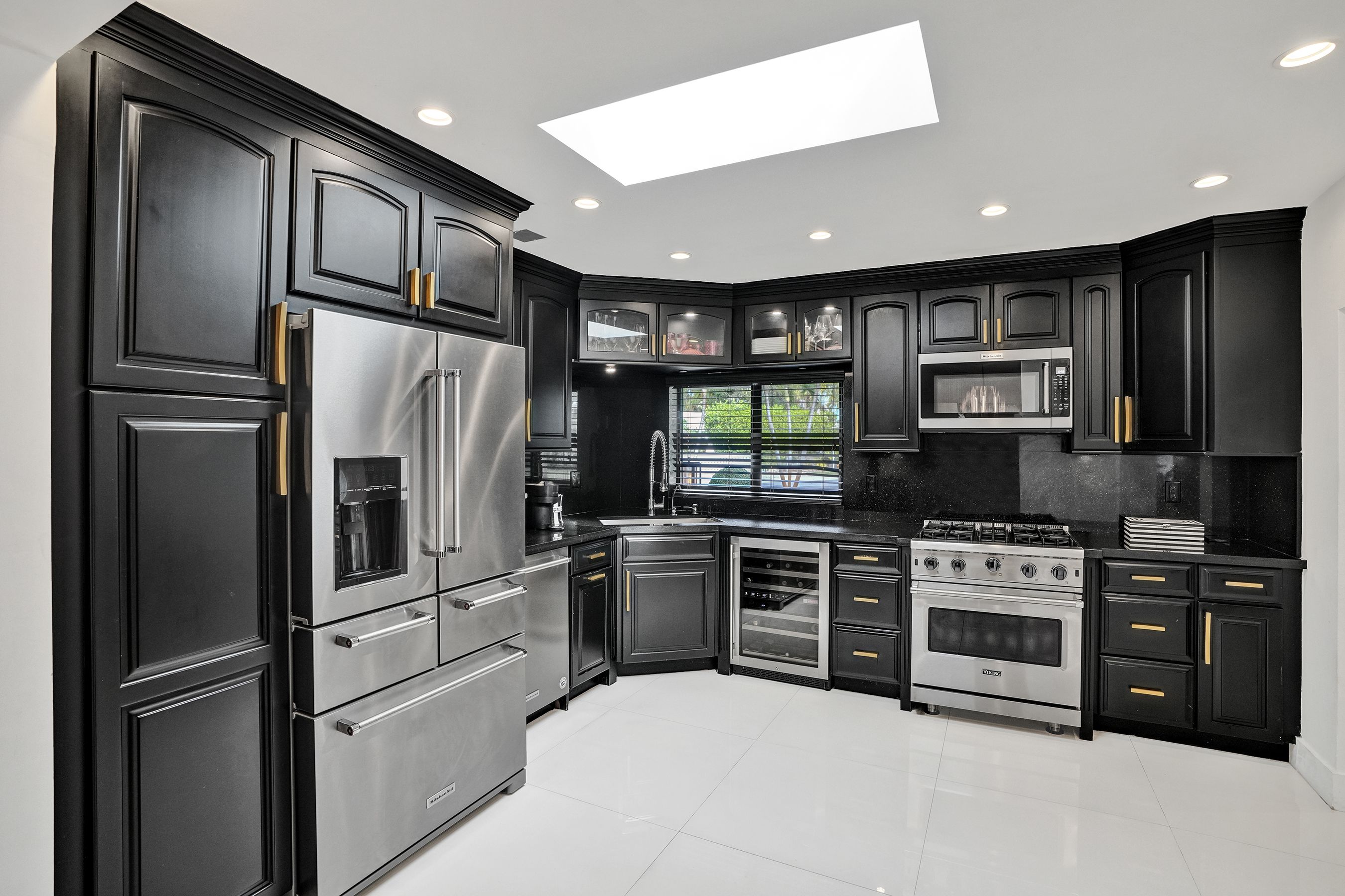 19130 NE 21st Avenue North Miami Beach FL 33179