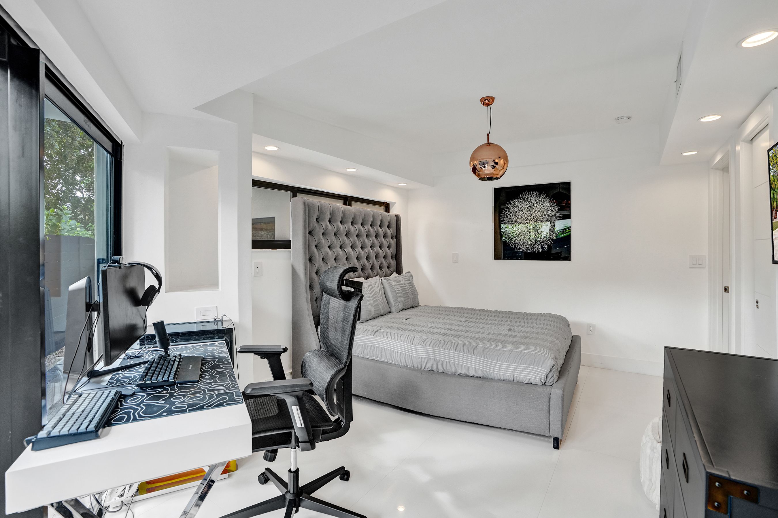 19130 NE 21st Avenue North Miami Beach FL 33179