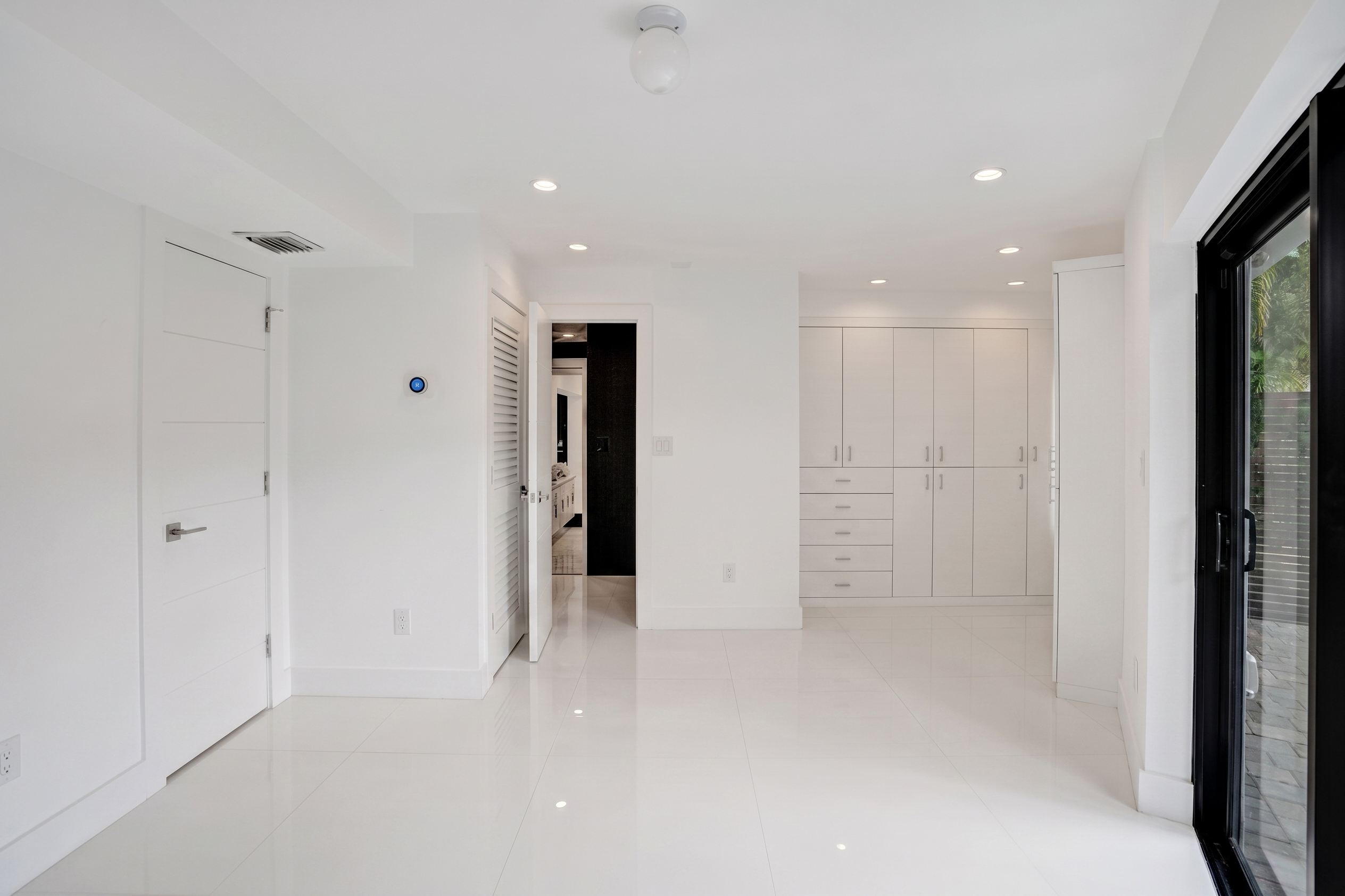 19130 NE 21st Avenue North Miami Beach FL 33179