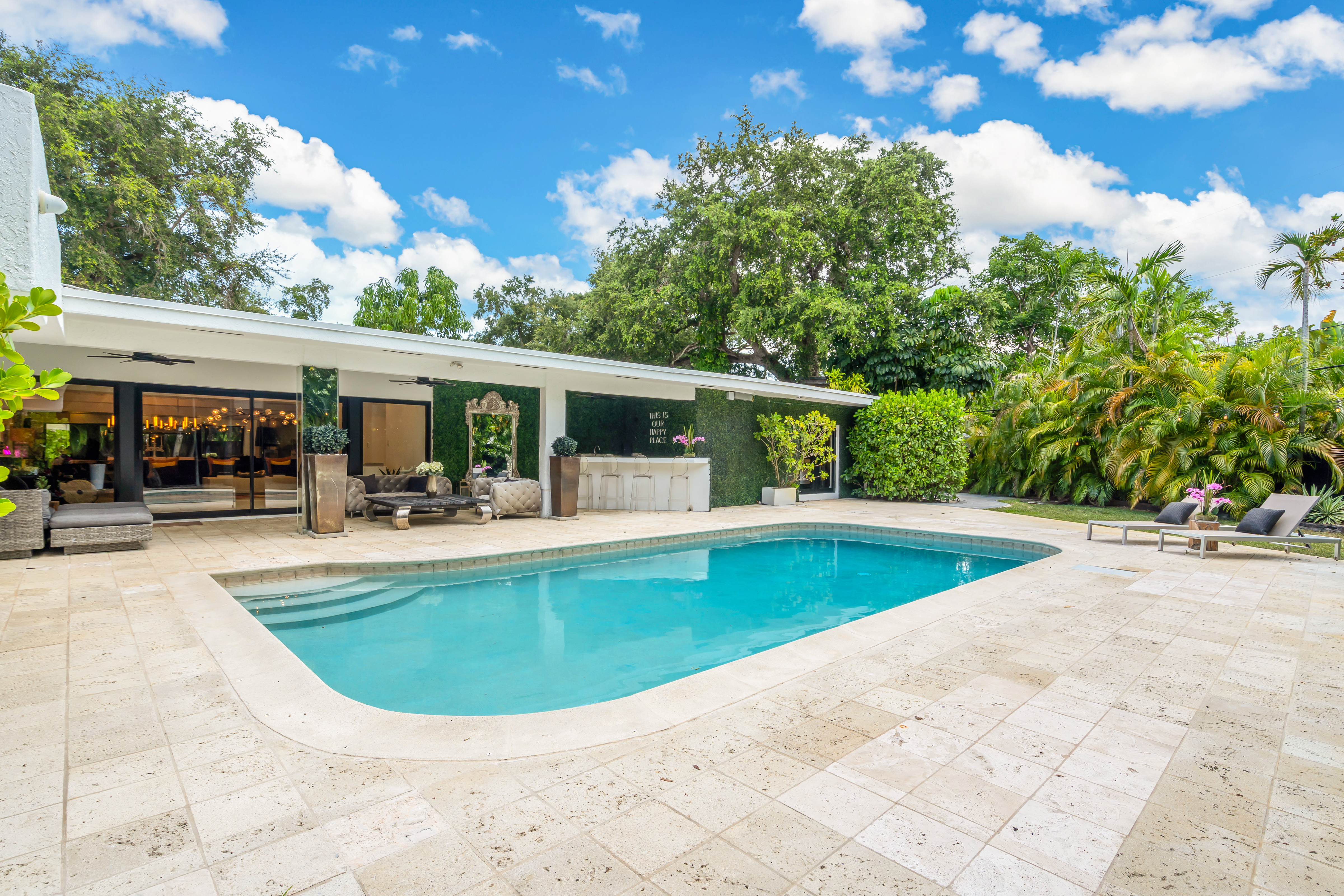 19130 NE 21st Avenue North Miami Beach FL 33179