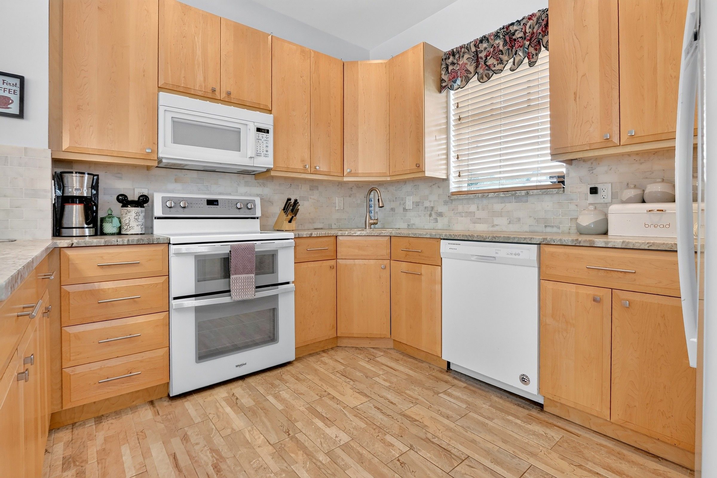 840 NE 14th Place Fort Lauderdale FL 33304
