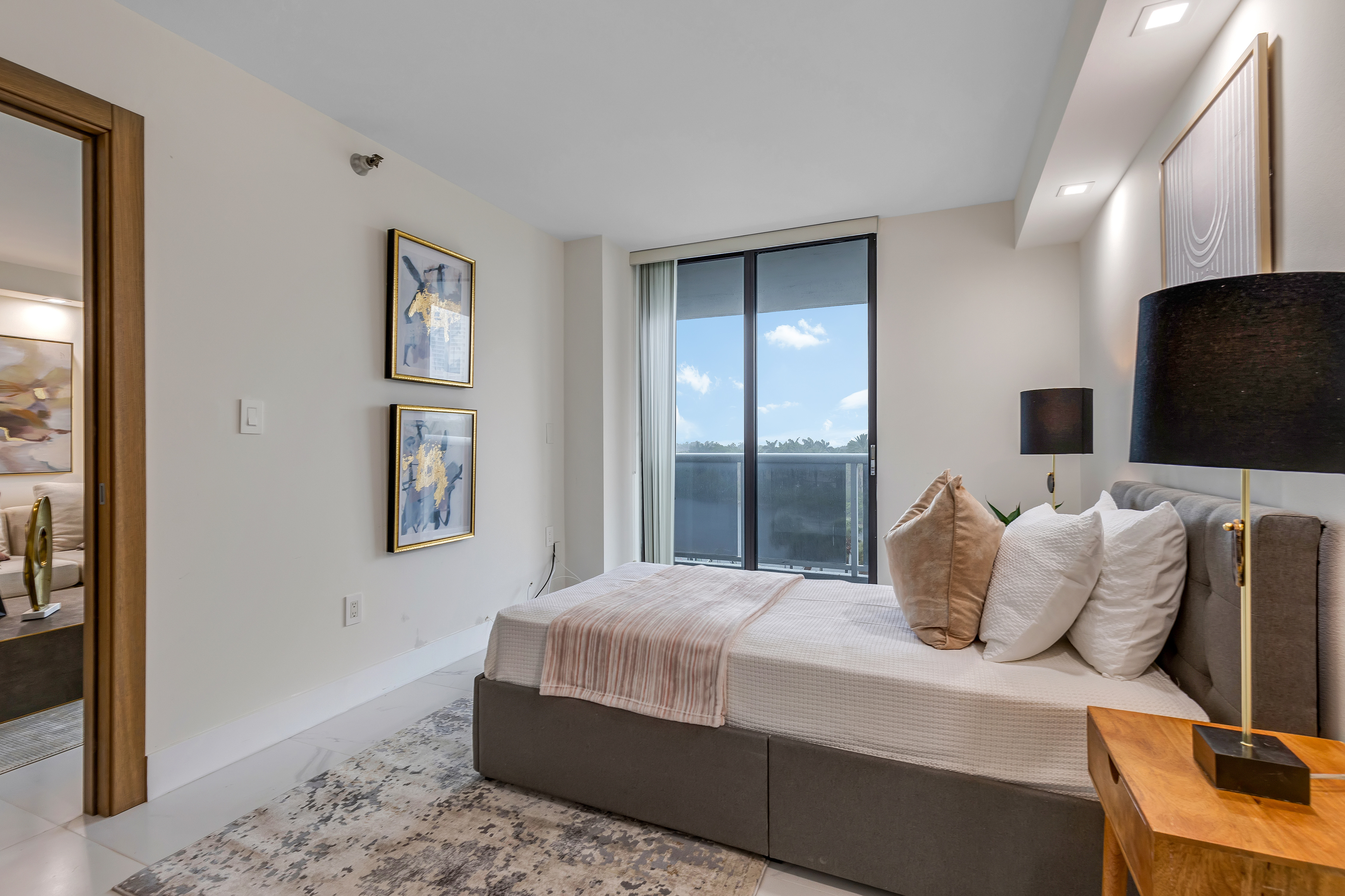 20505 E Country Club Drive Aventura FL 33180