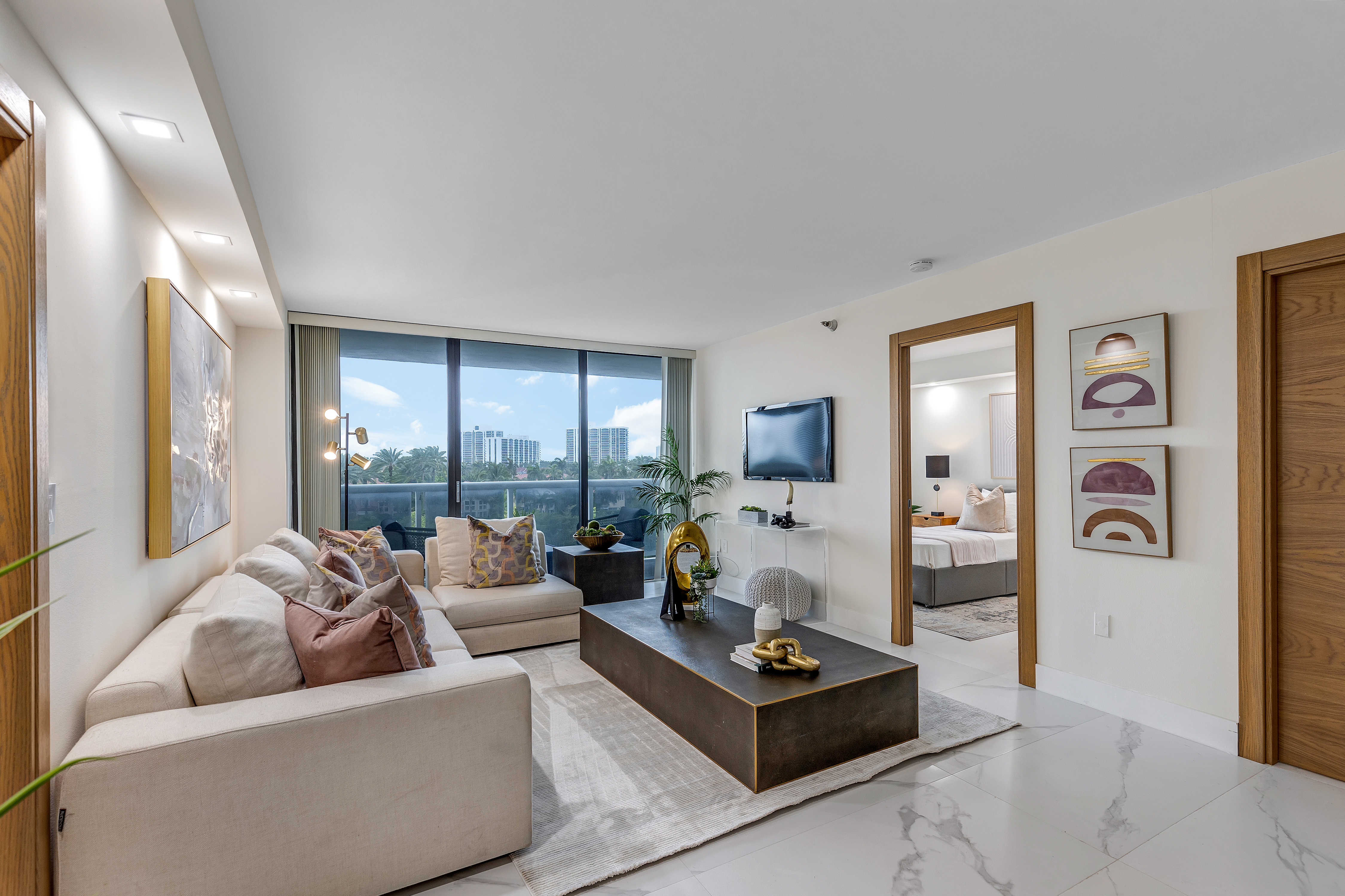 20505 E Country Club Drive Aventura FL 33180