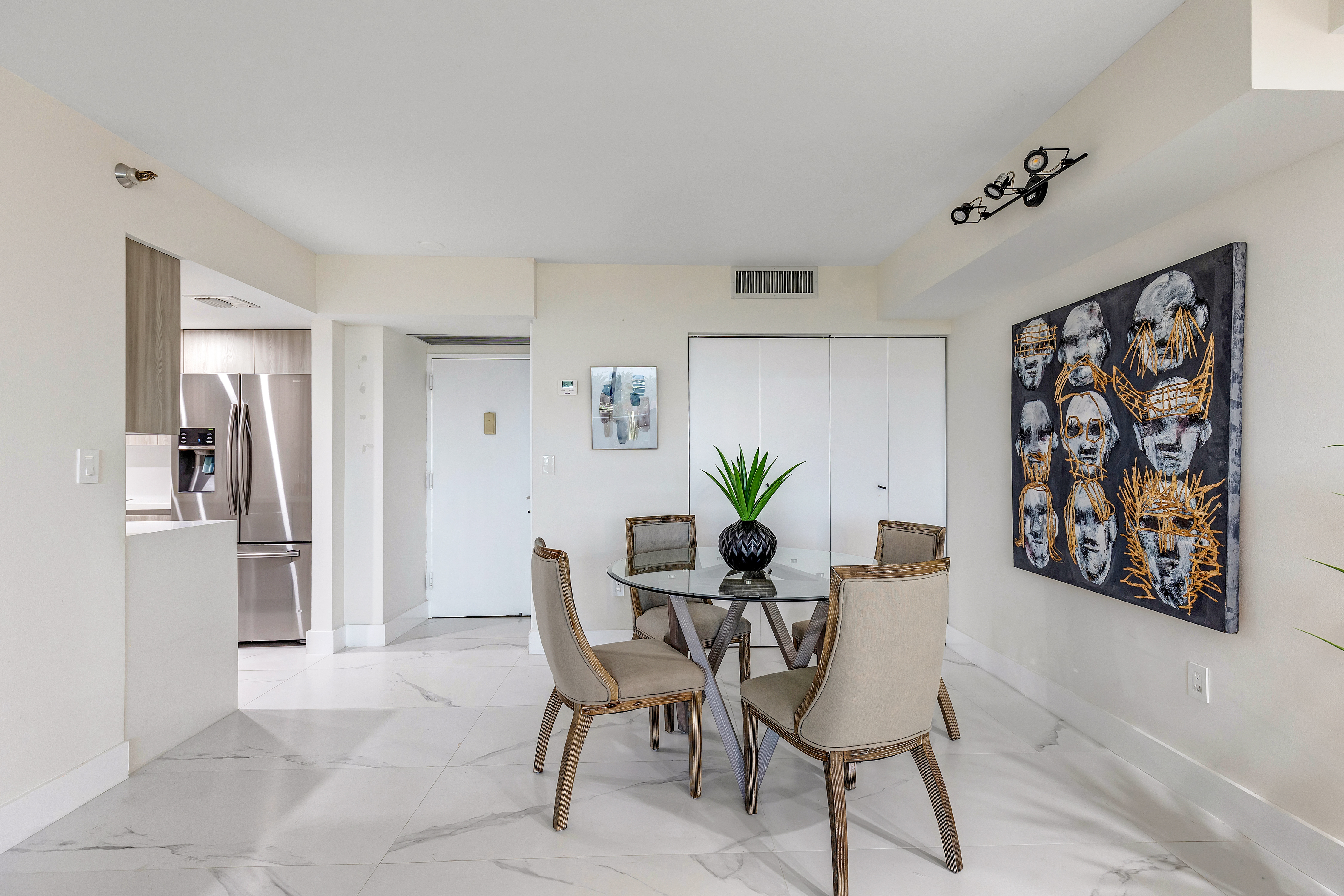 20505 E Country Club Drive Aventura FL 33180
