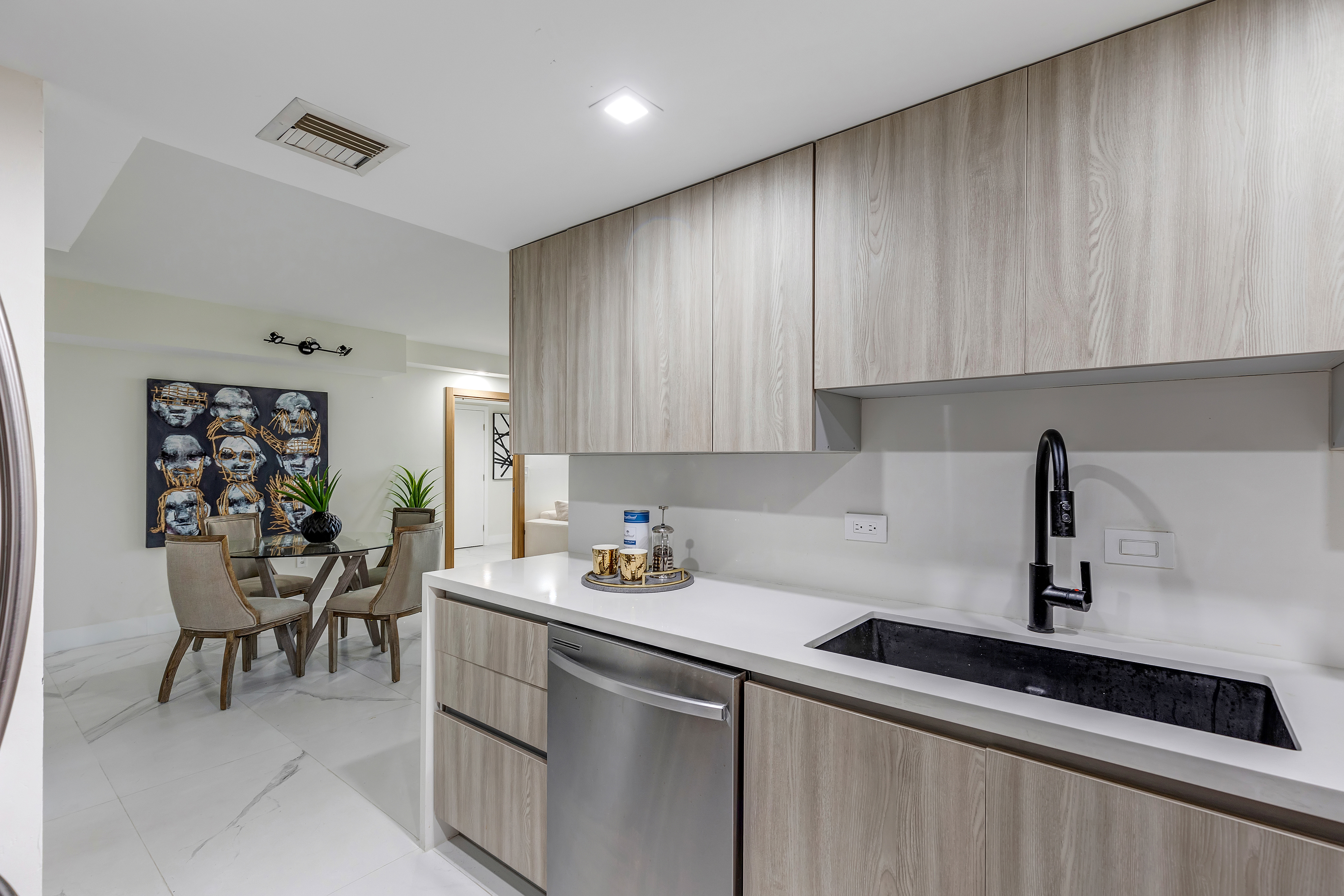 20505 E Country Club Drive Aventura FL 33180