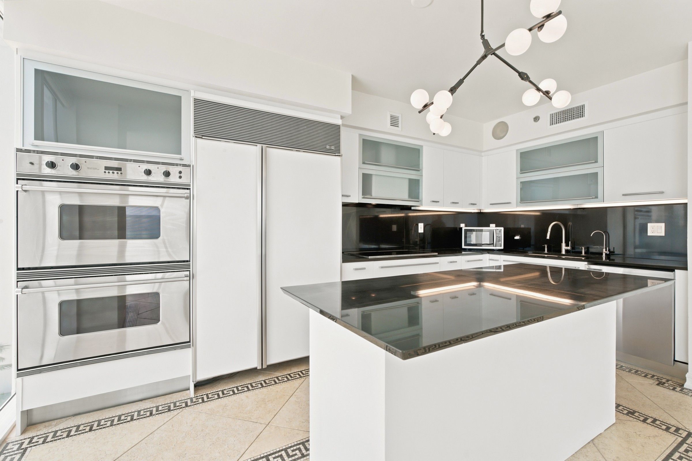 18911 Collins Avenue Sunny Isles Beach FL 33160