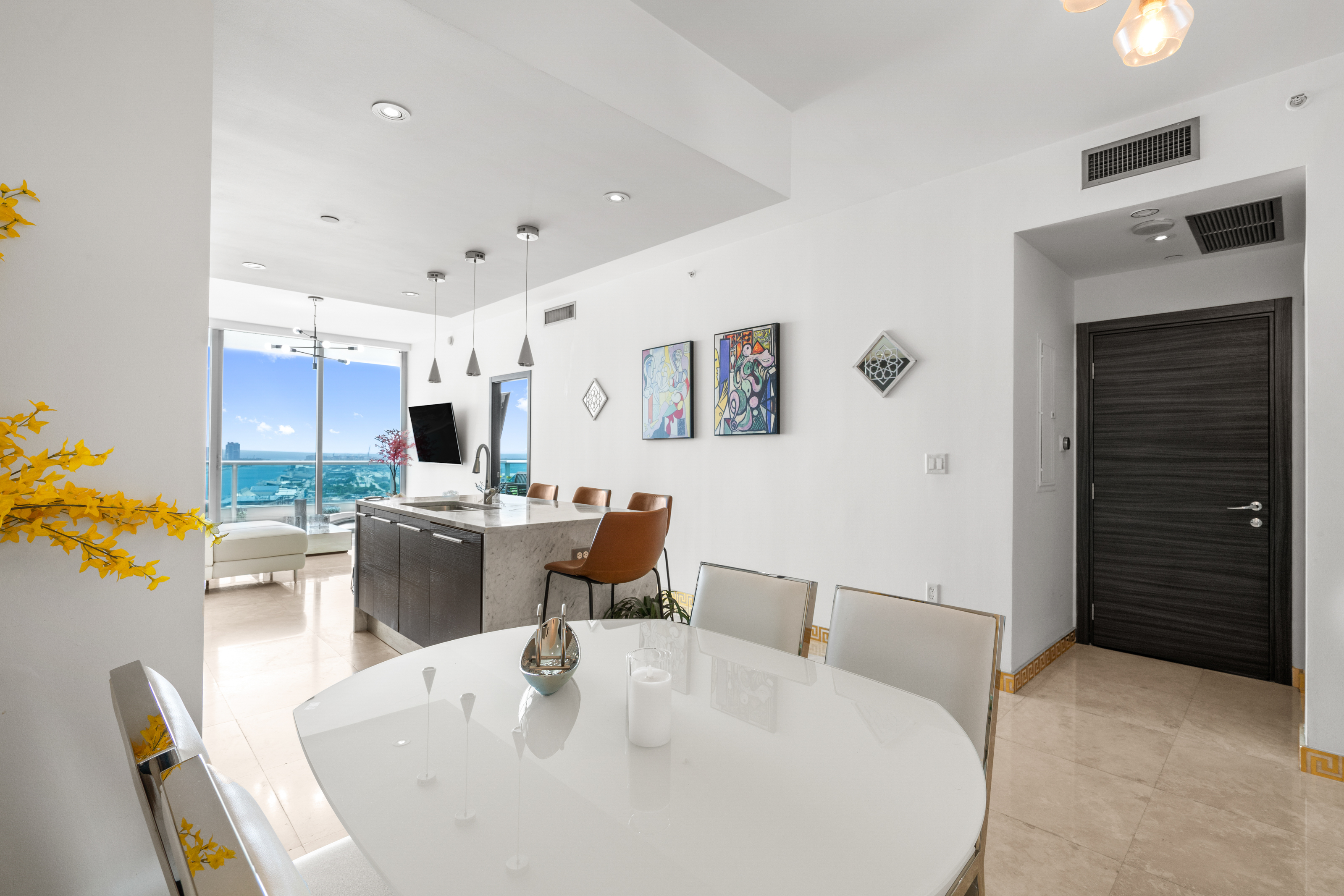 900 Biscayne Boulevard Miami FL 33132