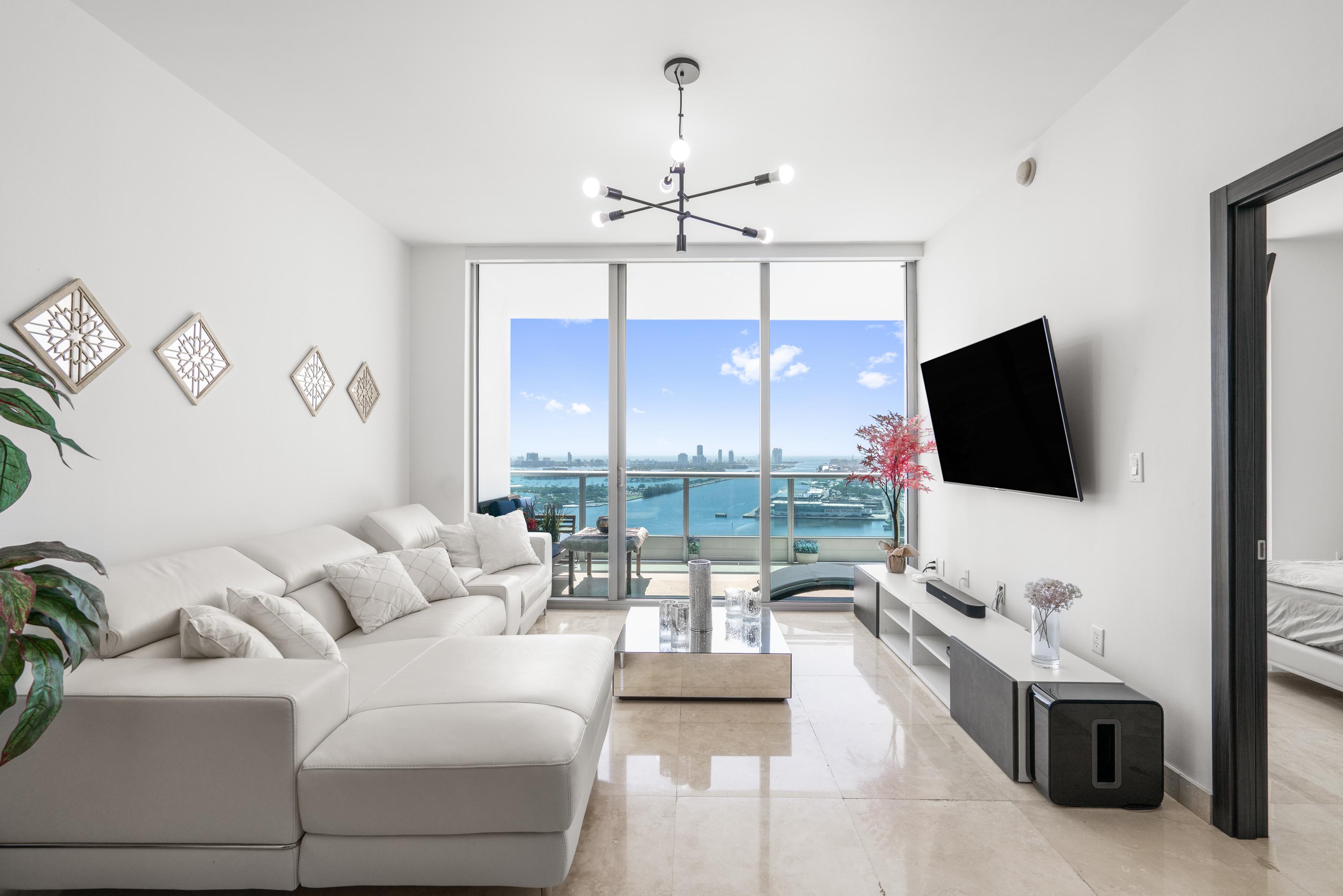 900 Biscayne Boulevard Miami FL 33132