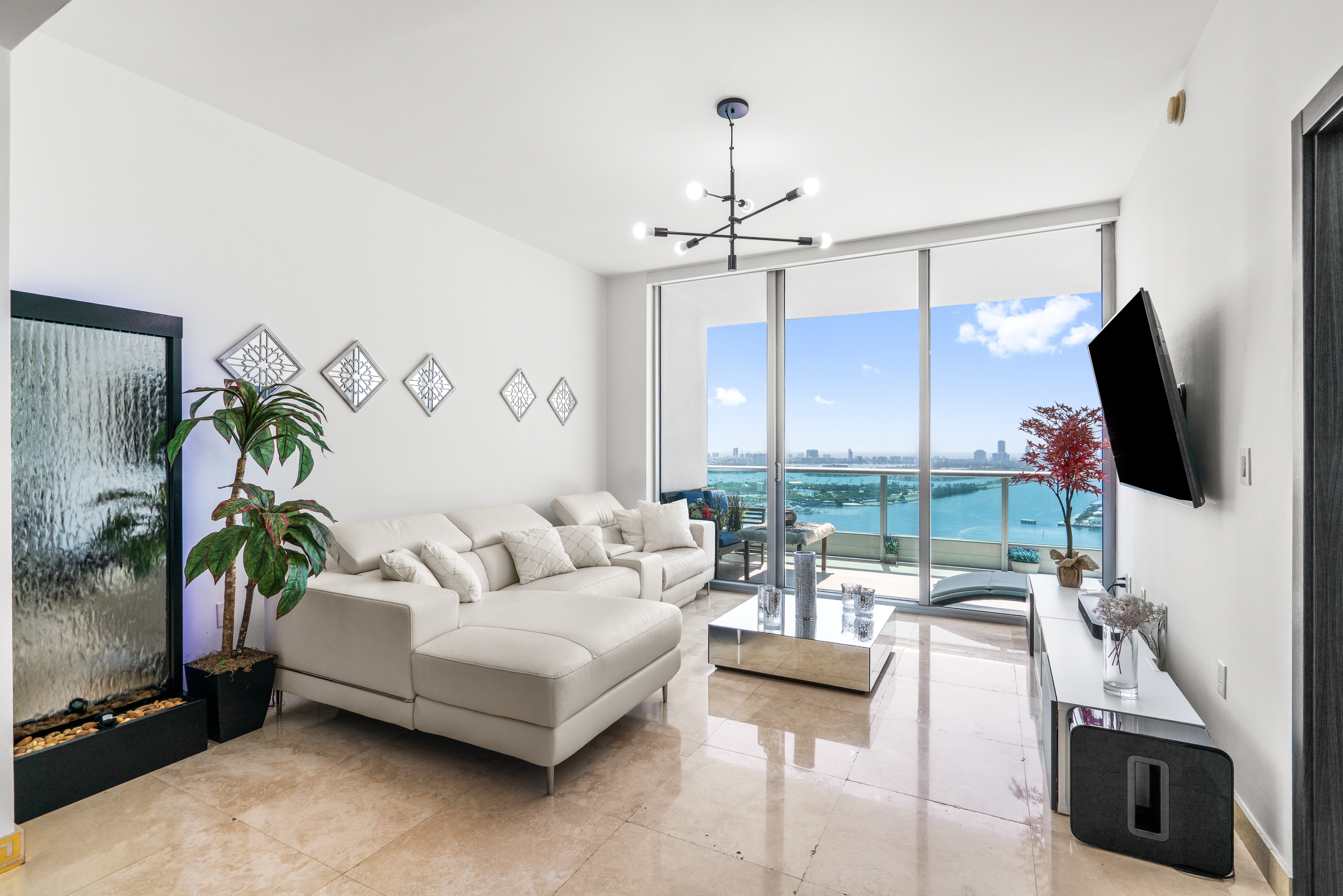 900 Biscayne Boulevard Miami FL 33132