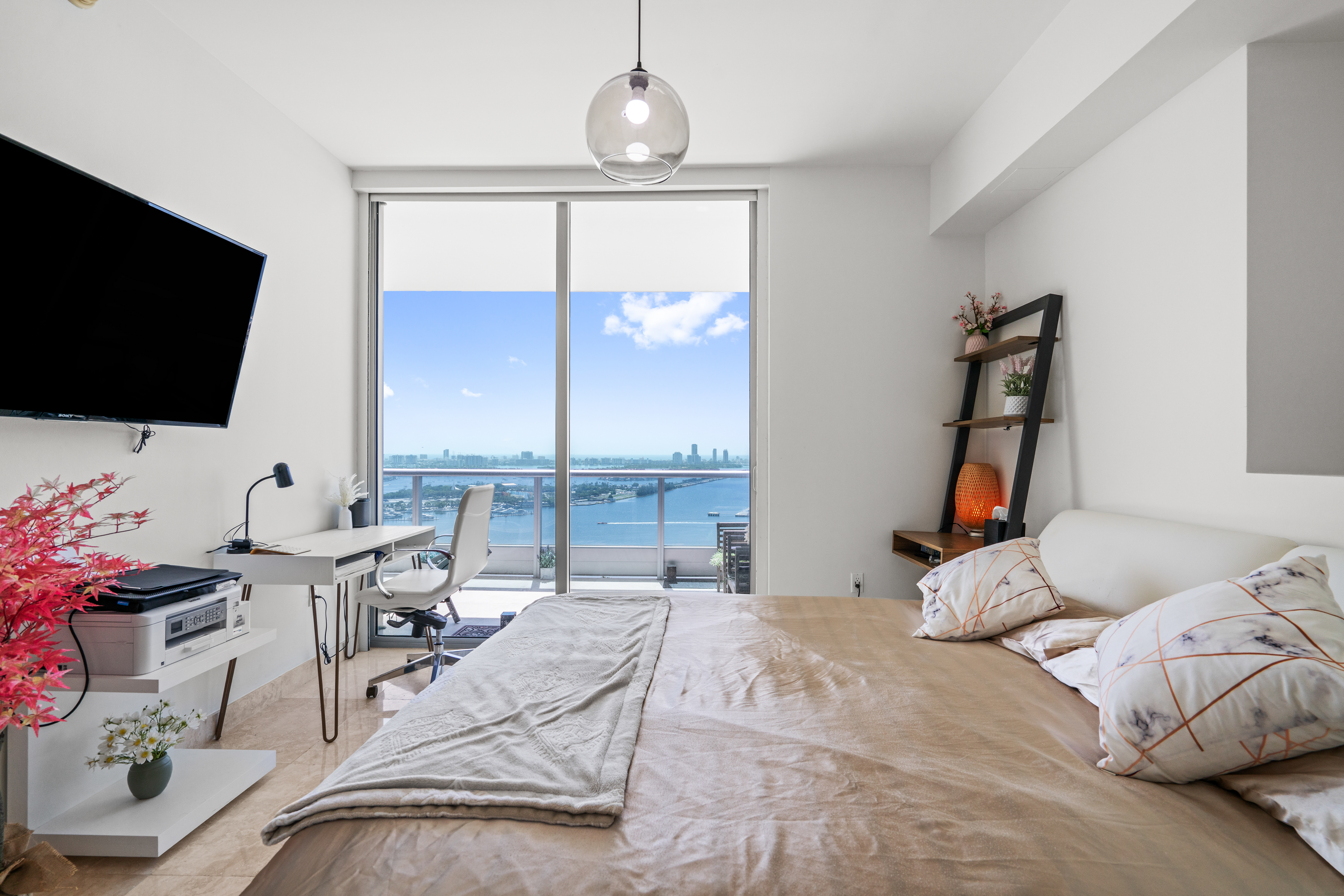 900 Biscayne Boulevard Miami FL 33132