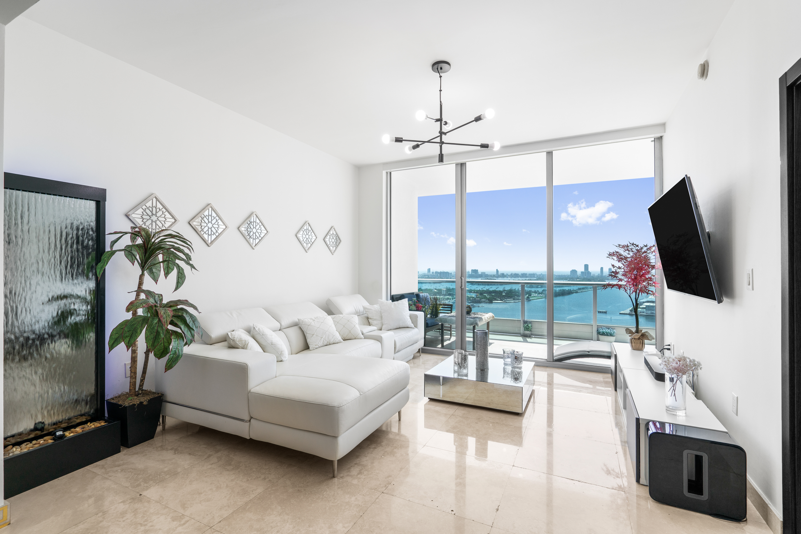 900 Biscayne Boulevard Miami FL 33132