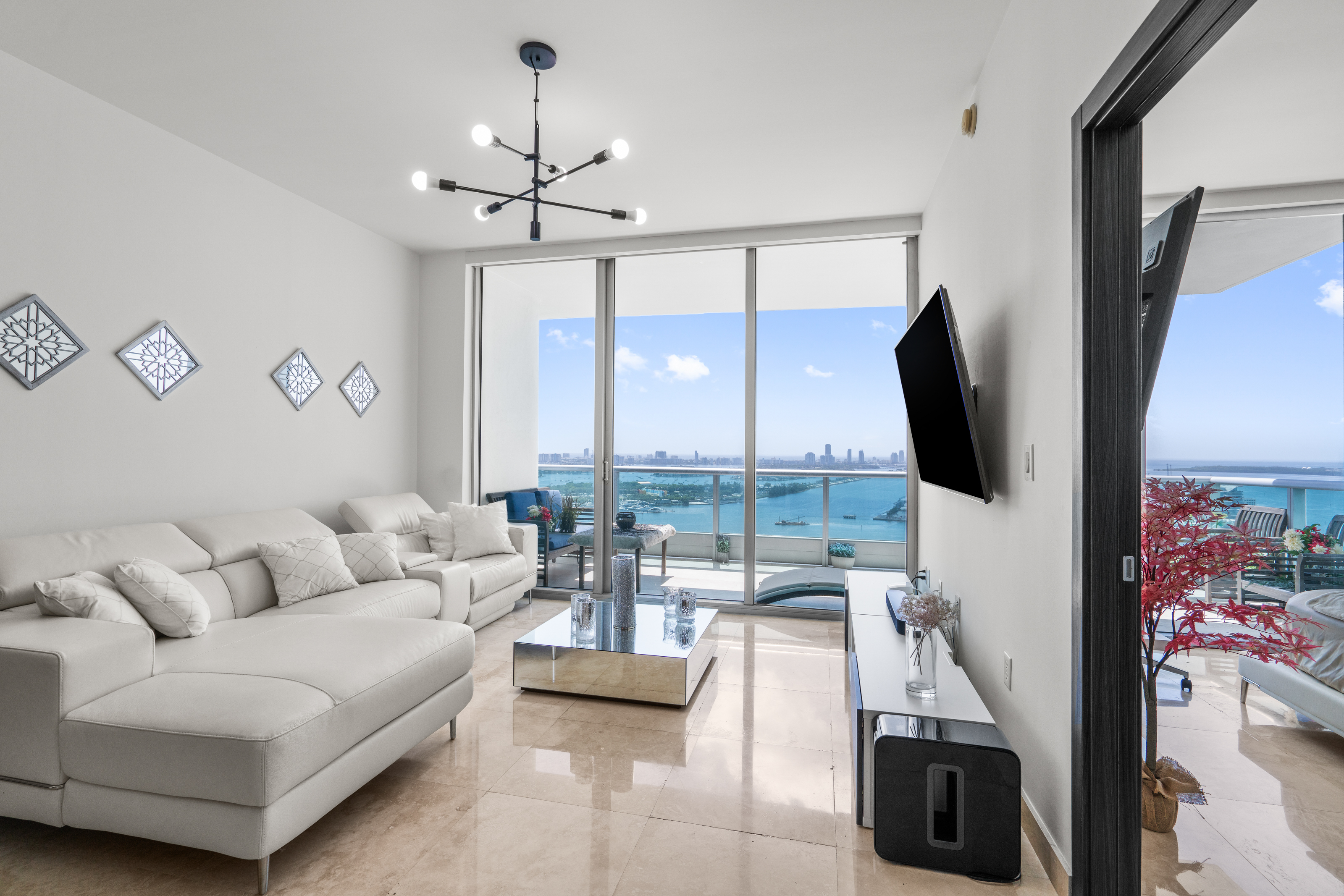 900 Biscayne Boulevard Miami FL 33132