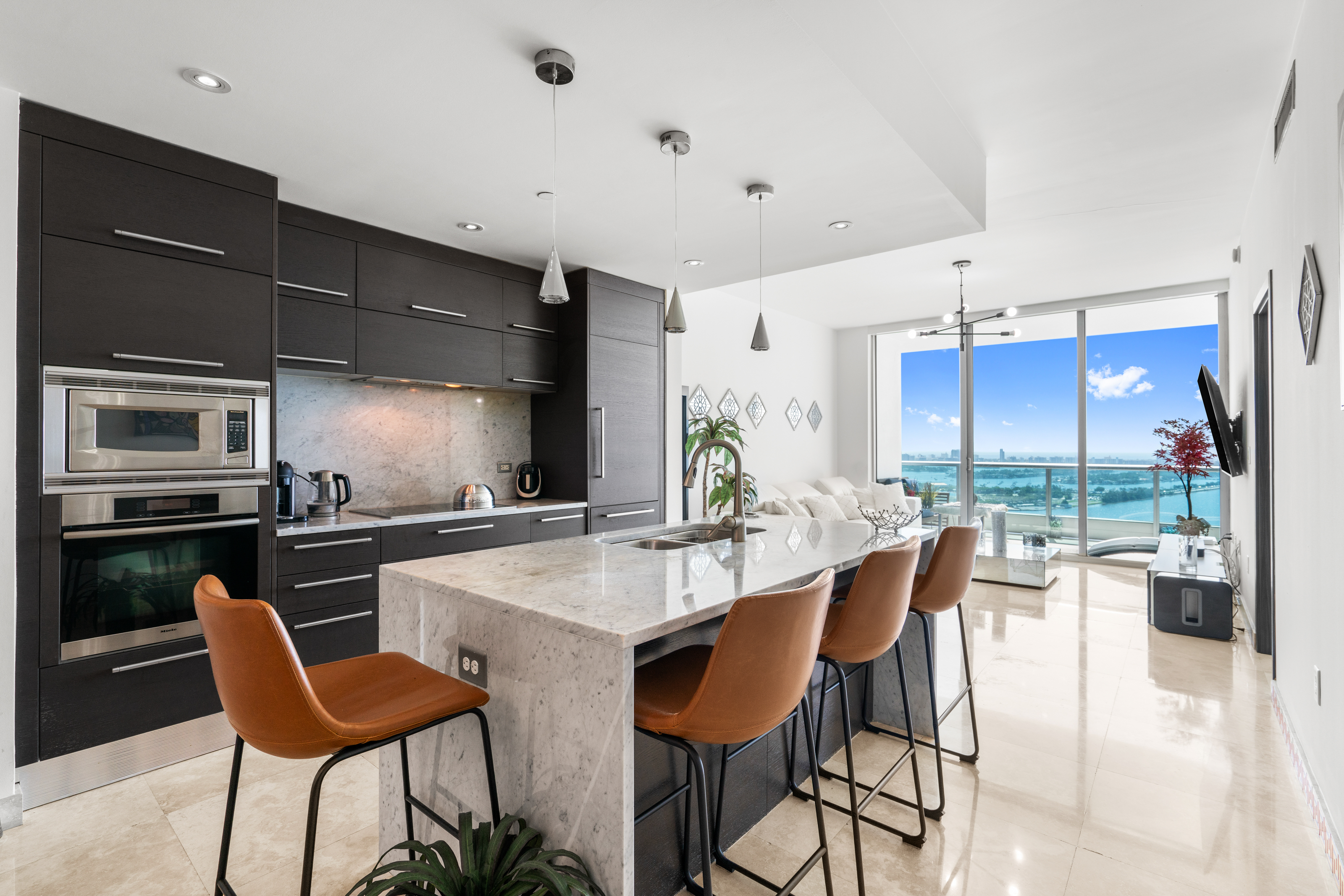 900 Biscayne Boulevard Miami FL 33132