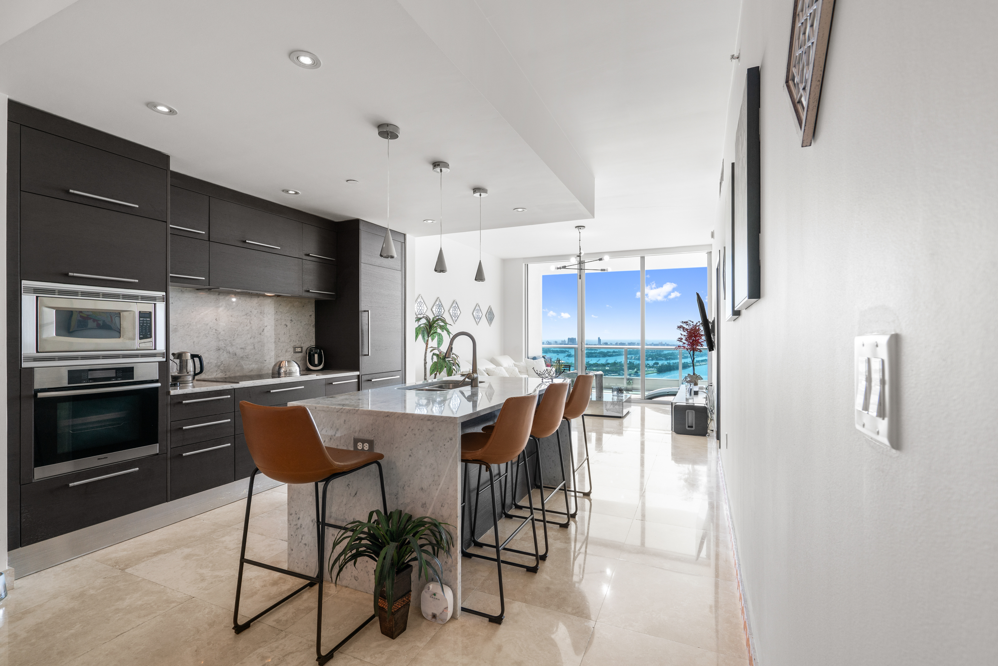900 Biscayne Boulevard Miami FL 33132