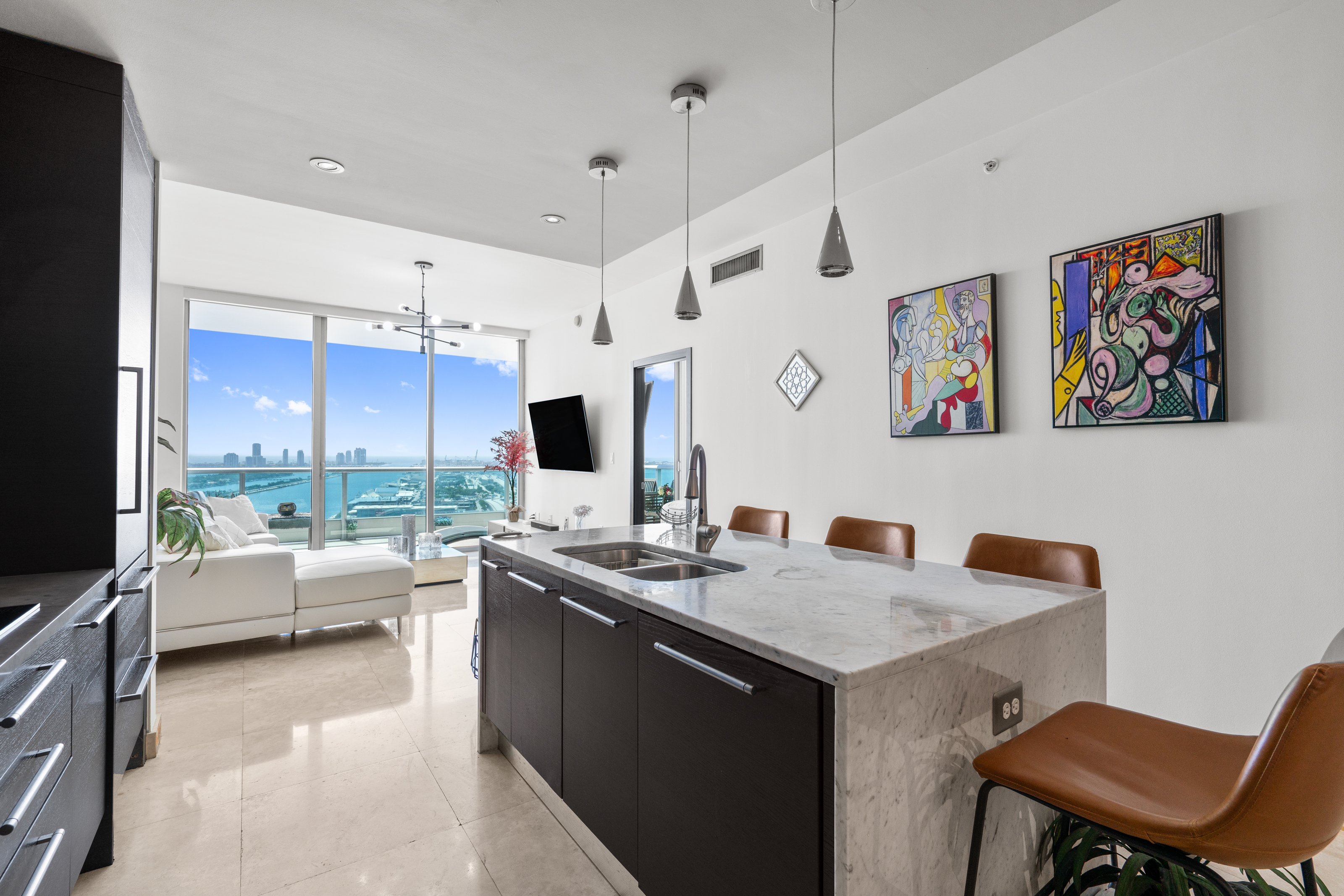 900 Biscayne Boulevard Miami FL 33132