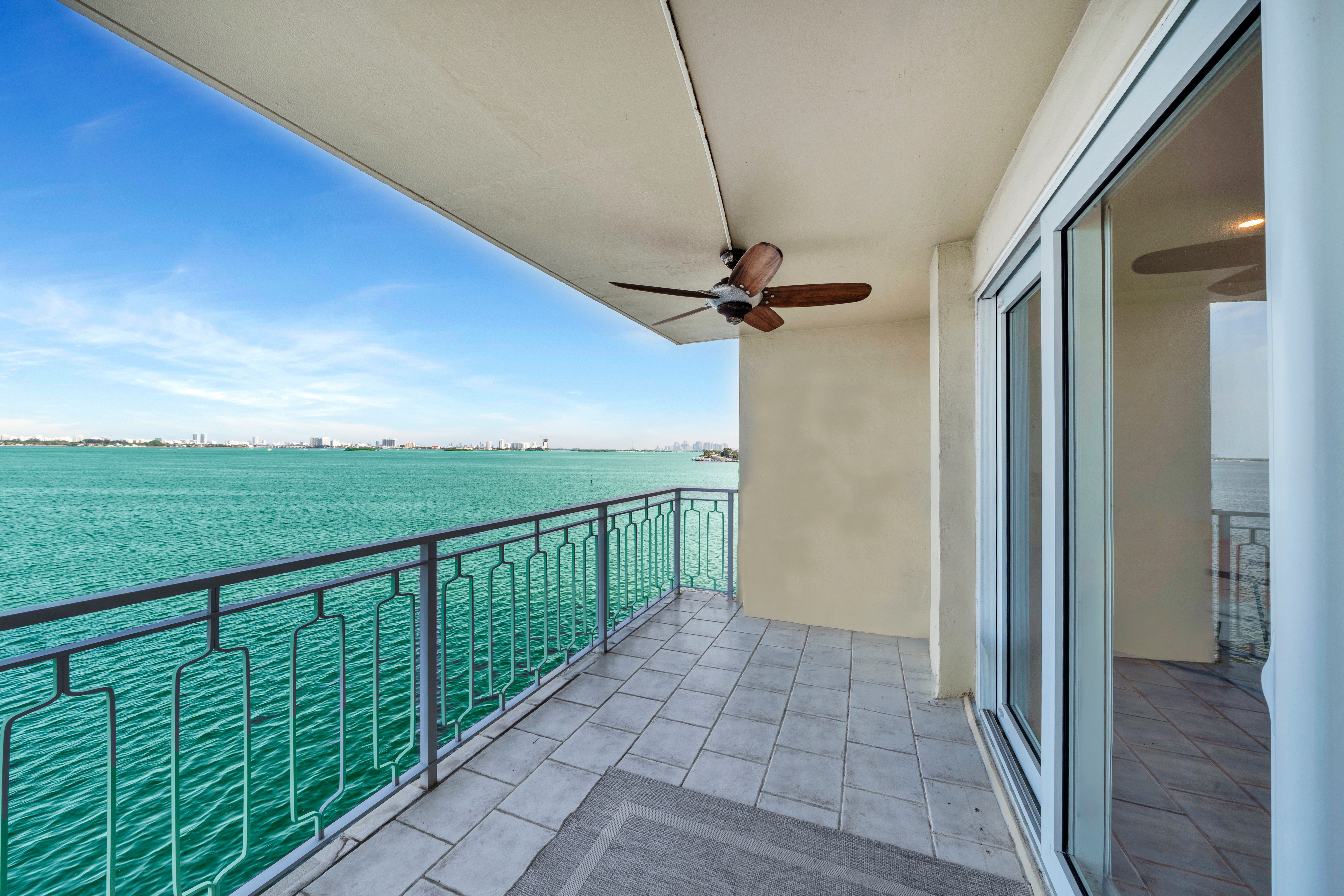 11111 Biscayne Boulevard Miami FL 33181