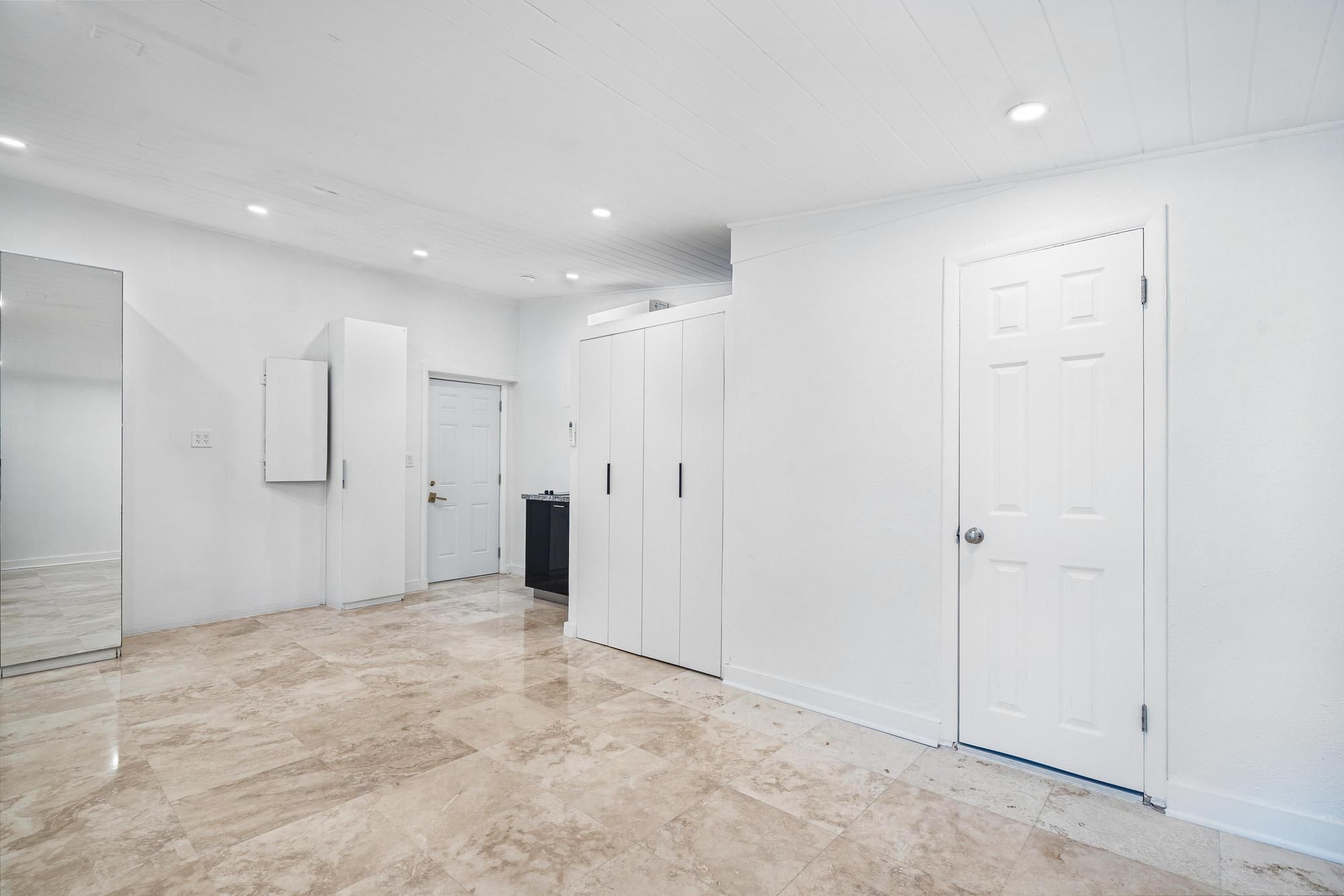 7810 Beachview Drive North Bay Village FL 33141