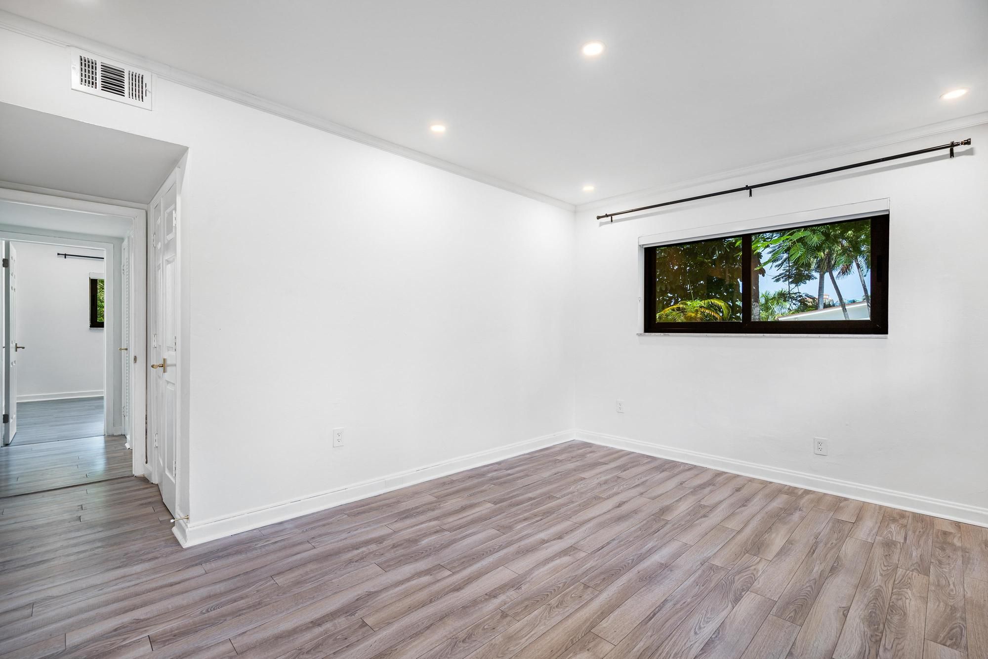 7810 Beachview Drive North Bay Village FL 33141