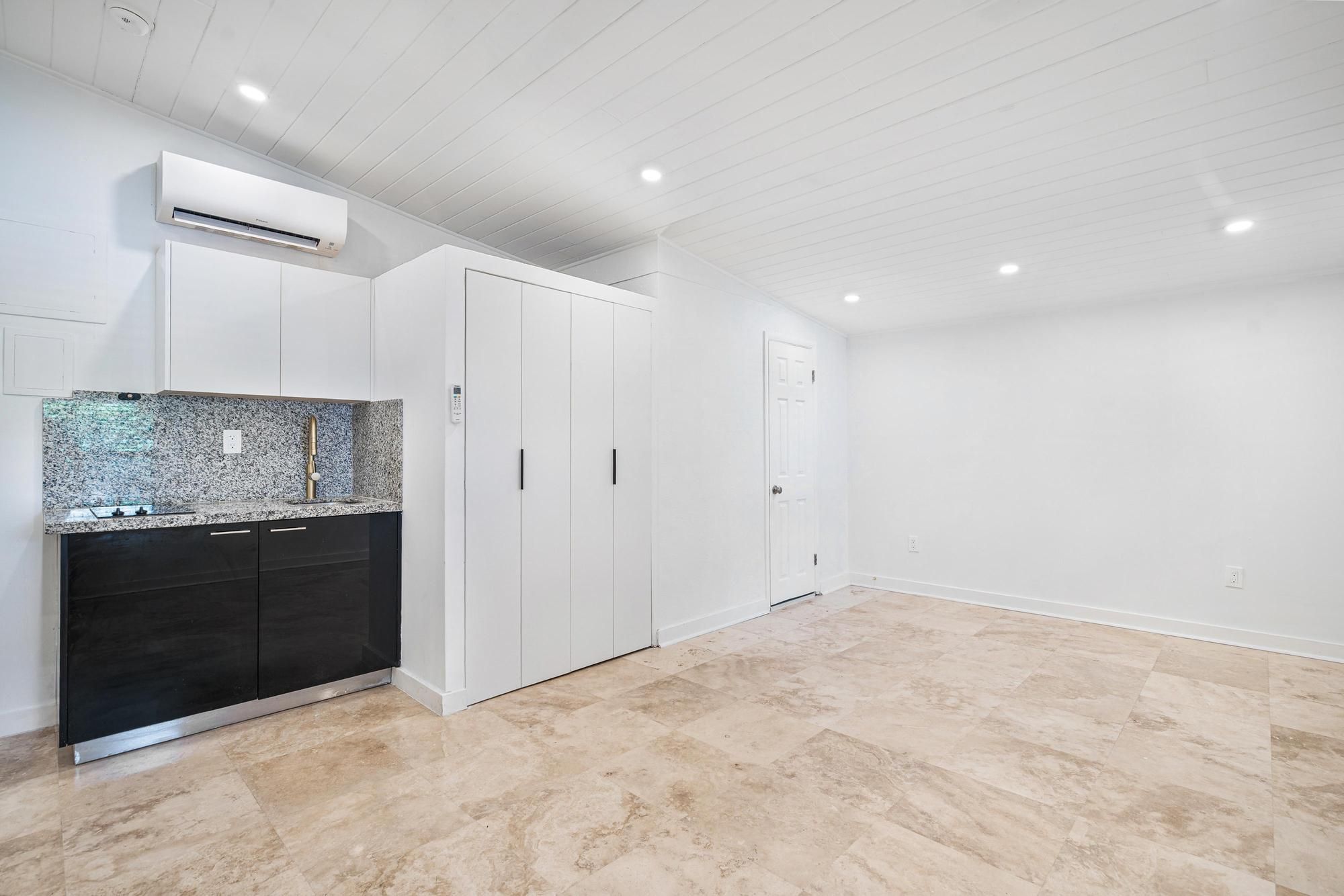 7810 Beachview Drive North Bay Village FL 33141