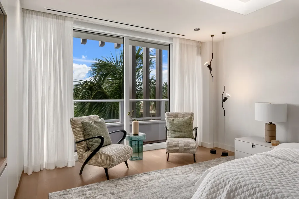 4701 Meridian Avenue Miami Beach FL 33140