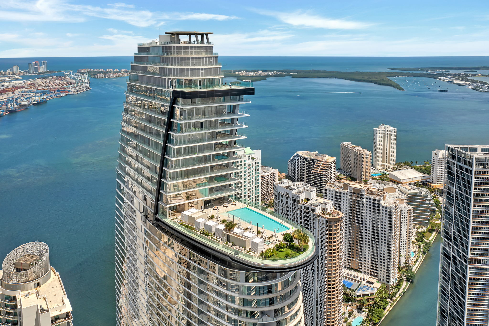 300 Biscayne Boulevard Way Miami FL 33131
