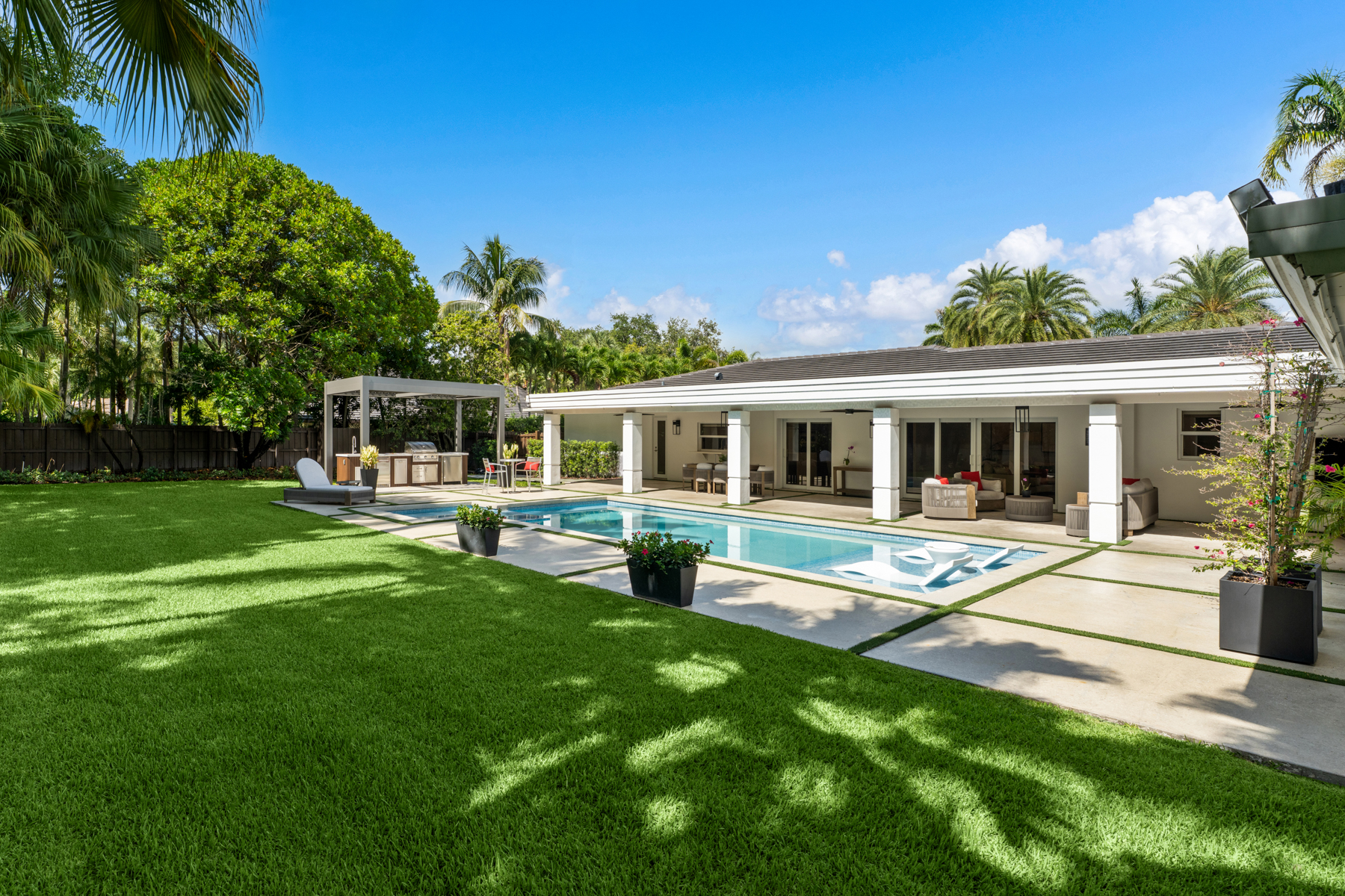 11721 Jacaranda Place Coral Gables FL 33156