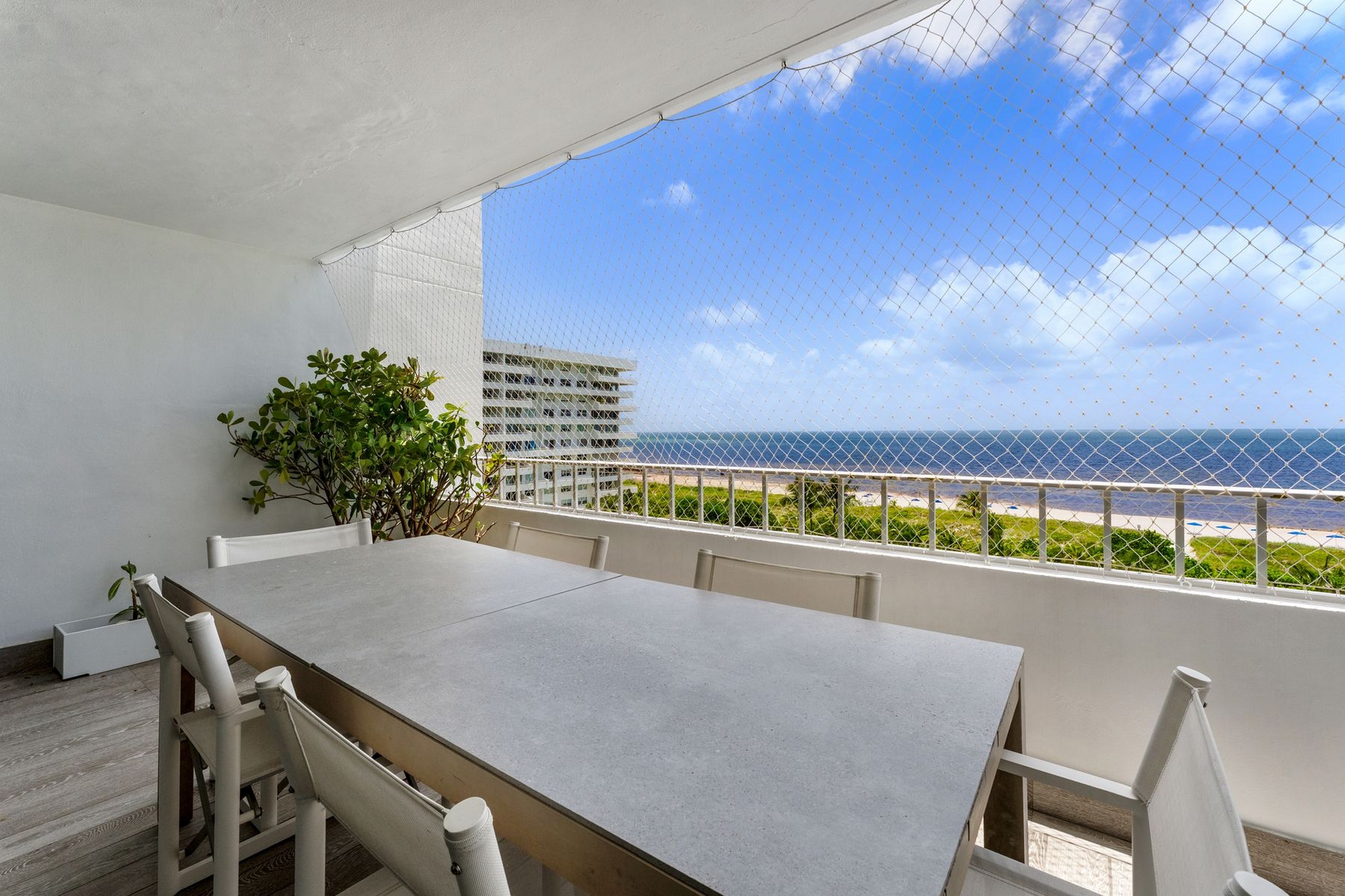 199 Ocean Lane Drive Key Biscayne FL 33149