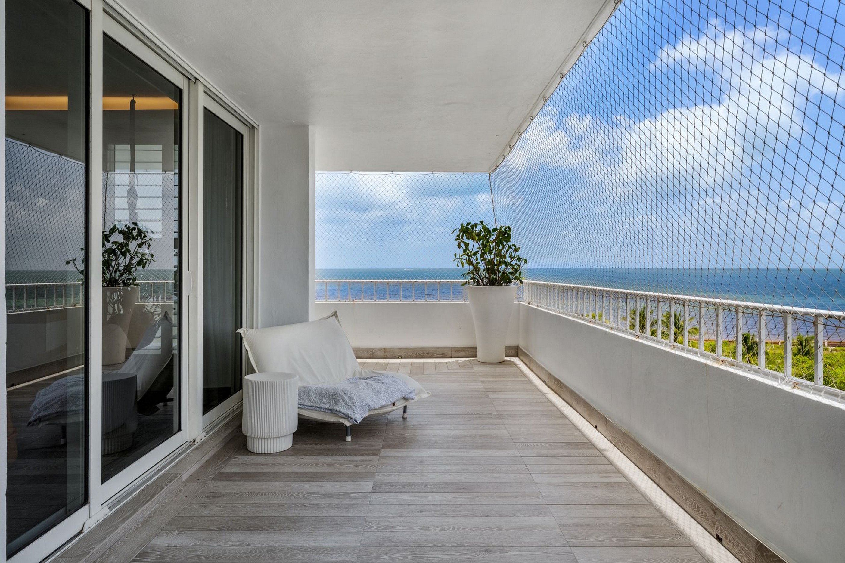 199 Ocean Lane Drive Key Biscayne FL 33149