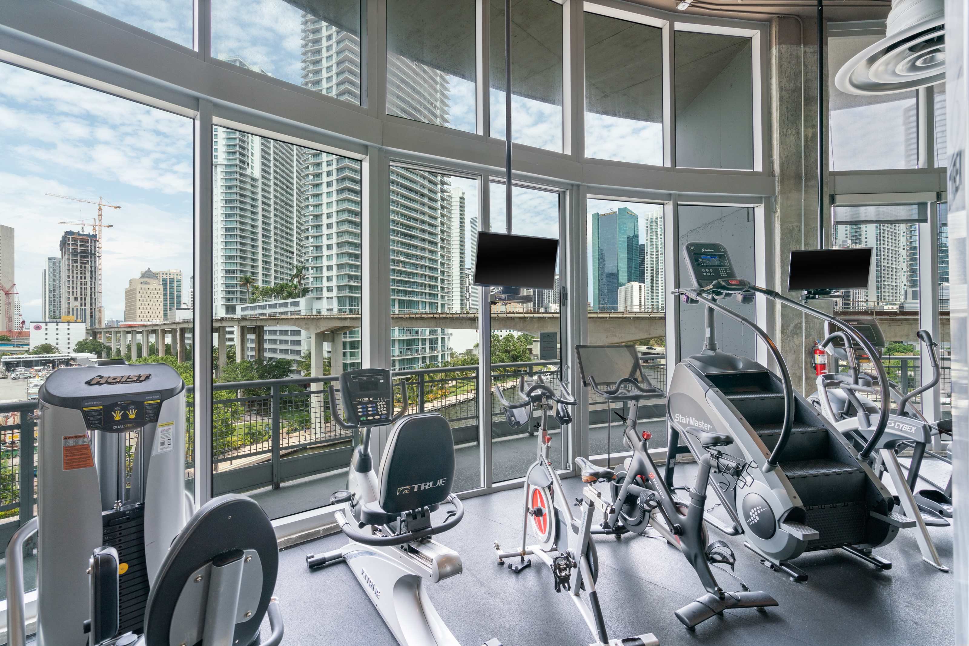 690 SW 1st Court Miami FL 33130