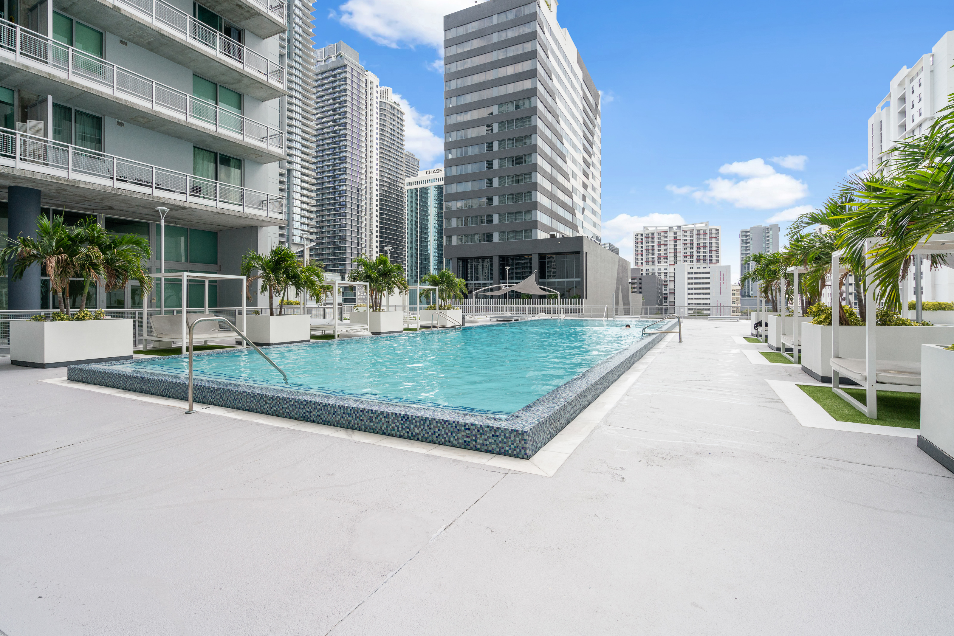 690 SW 1st Court Miami FL 33130