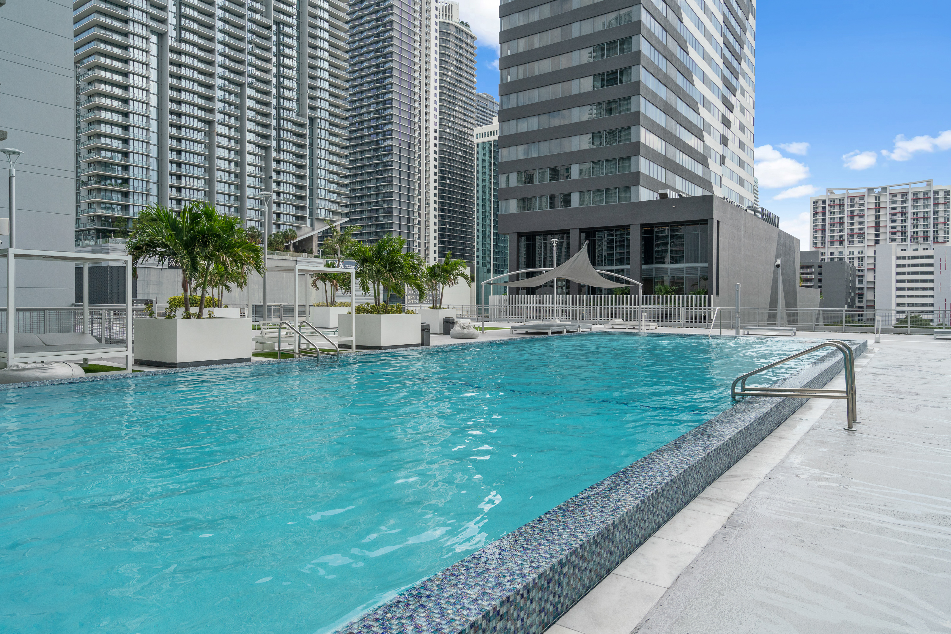 690 SW 1st Court Miami FL 33130