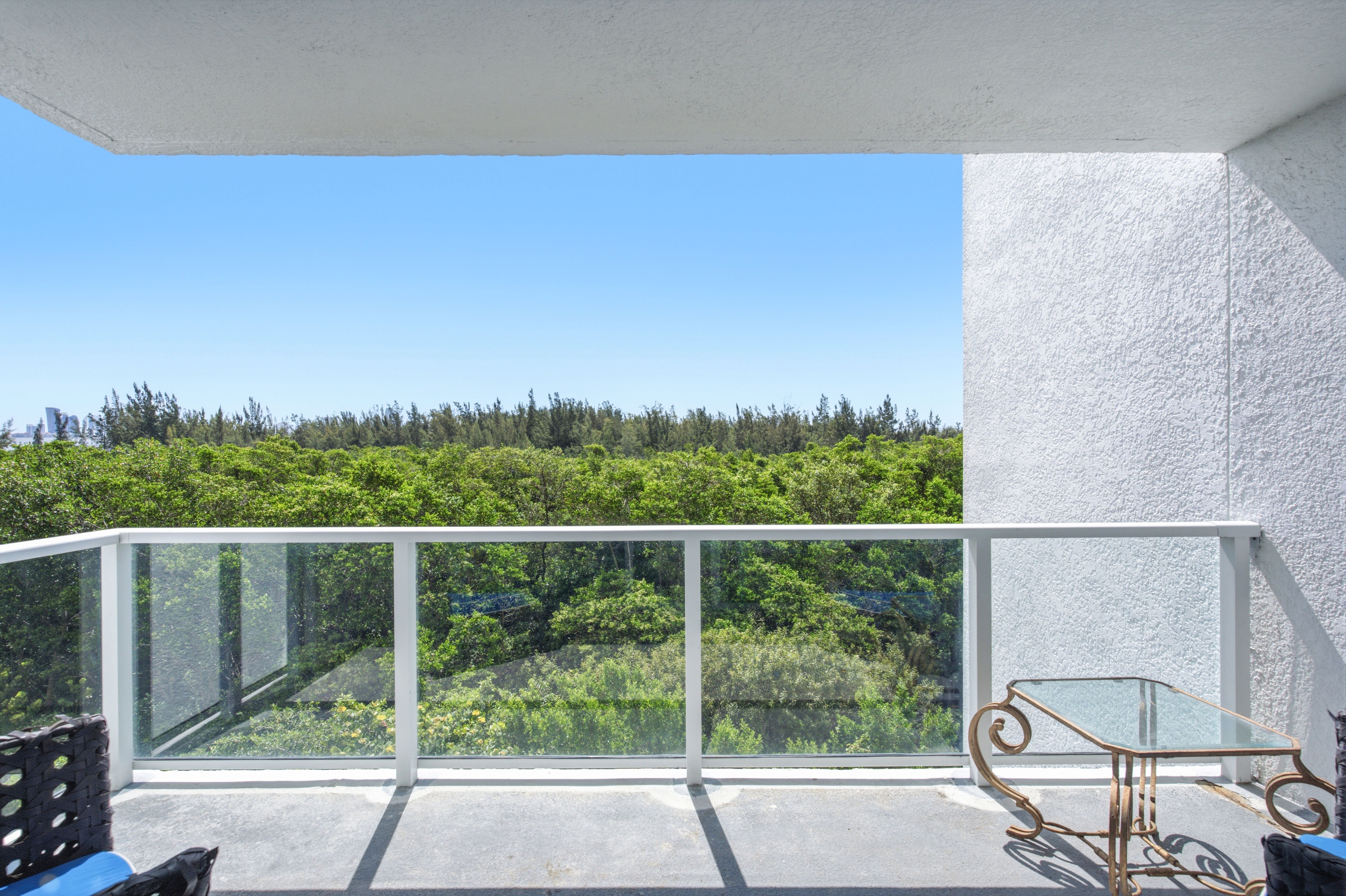 14951 Royal Oaks Lane North Miami FL 33181