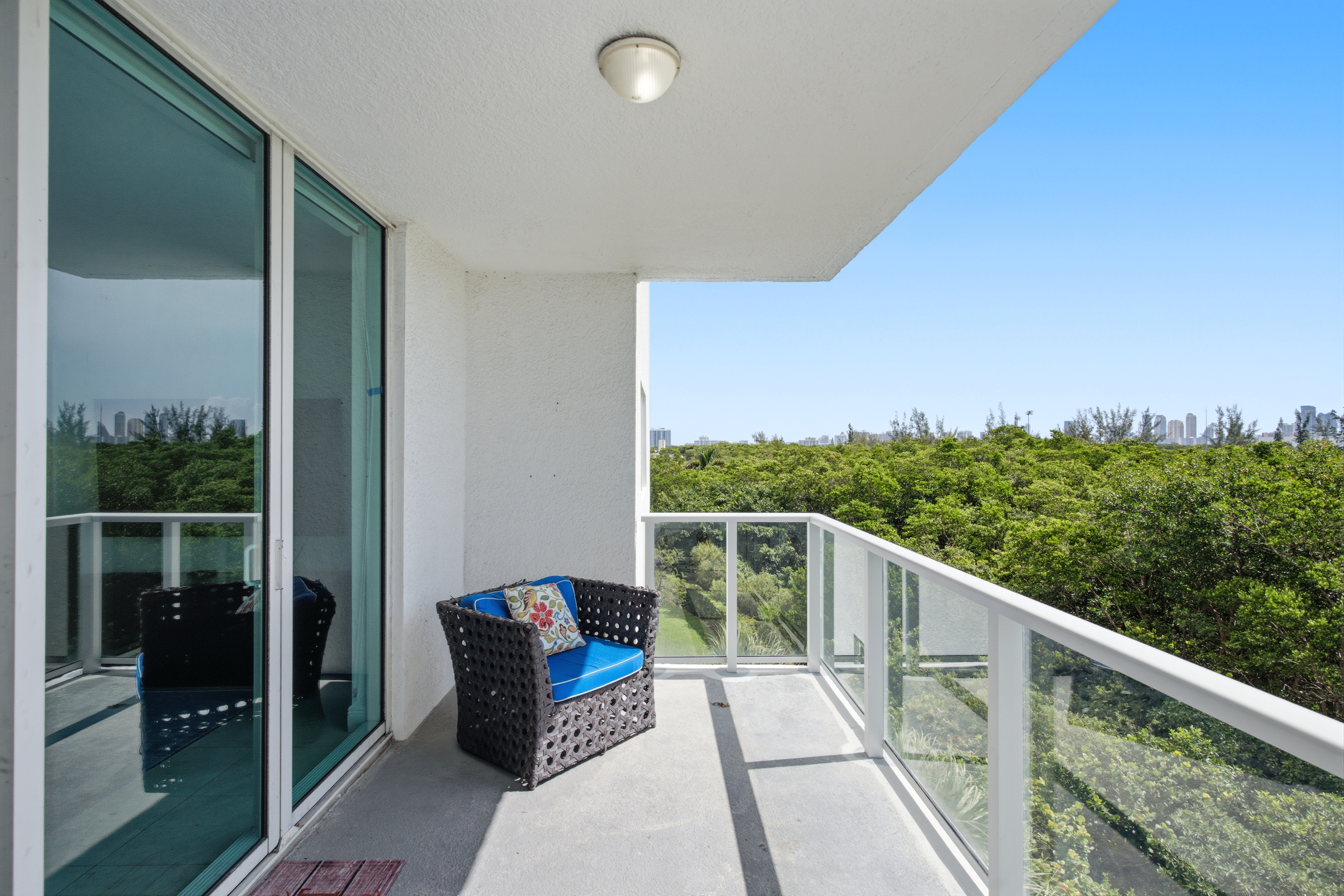 14951 Royal Oaks Lane North Miami FL 33181