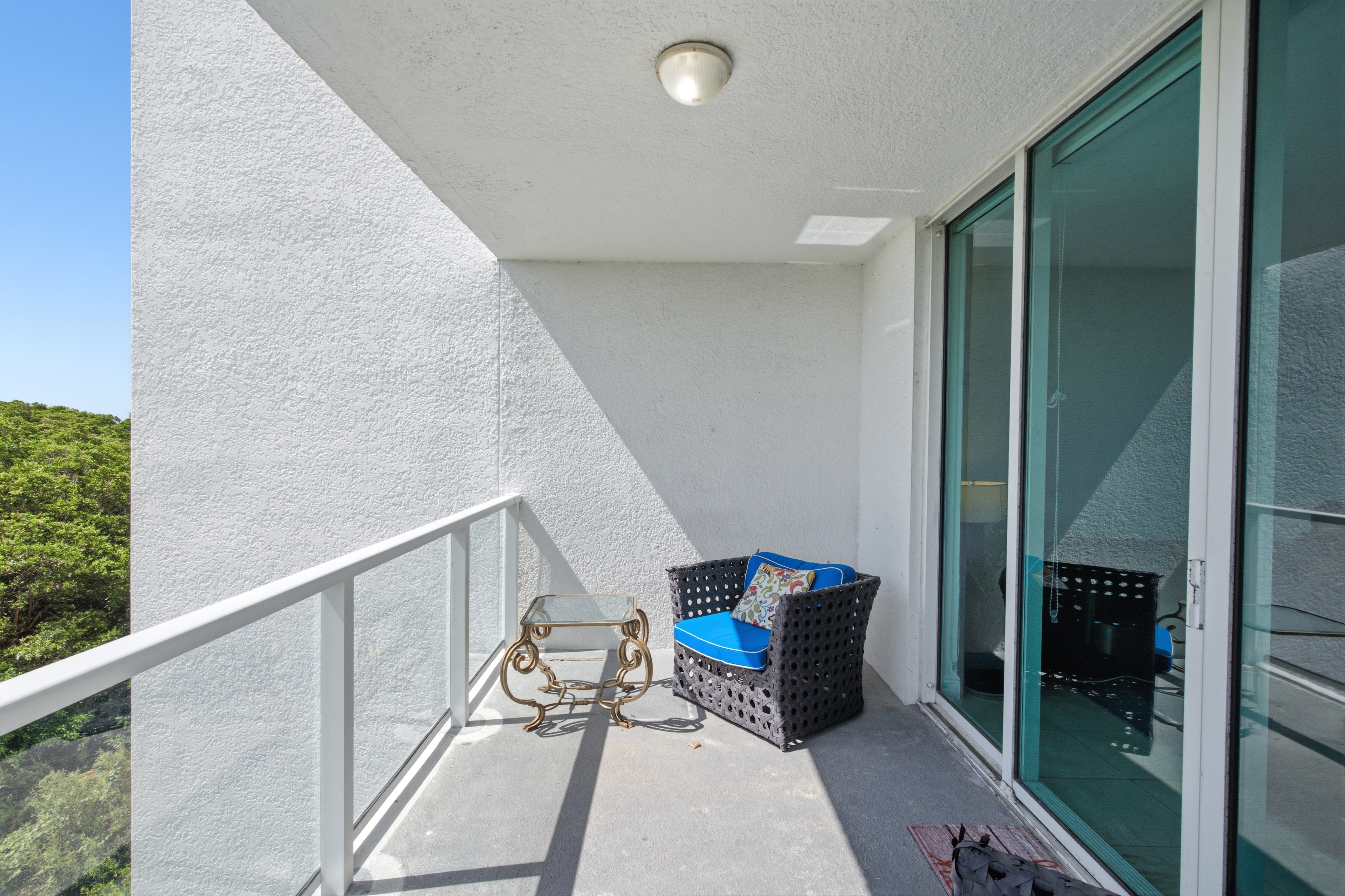 14951 Royal Oaks Lane North Miami FL 33181