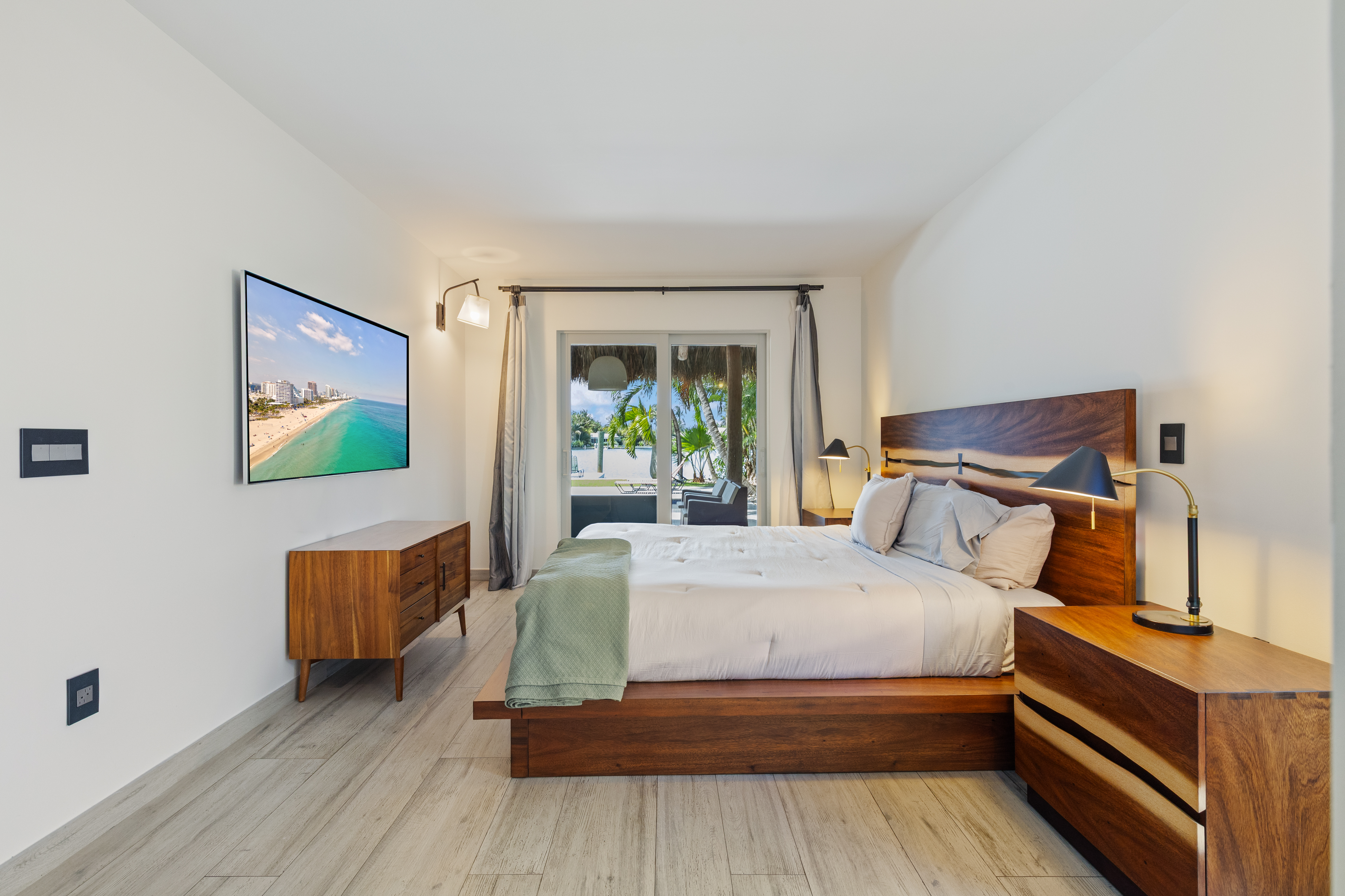 741 86th Street Miami Beach FL 33141