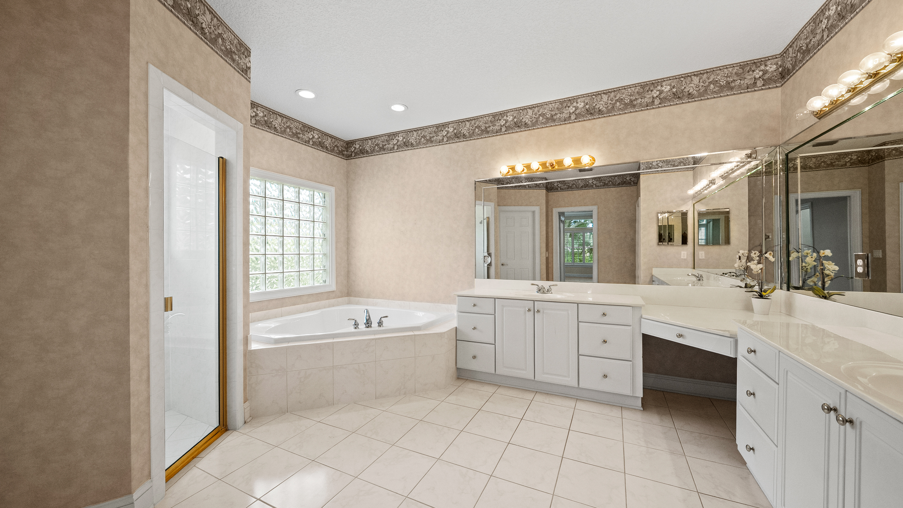 1556 Harrington Park Drive Jacksonville FL 32225