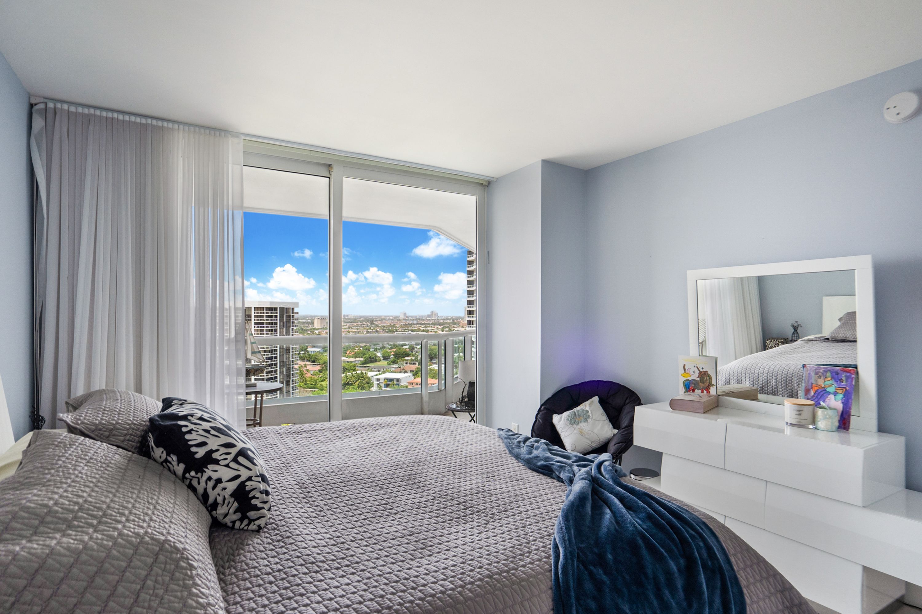 21055 Yacht Club Drive Aventura FL 33180