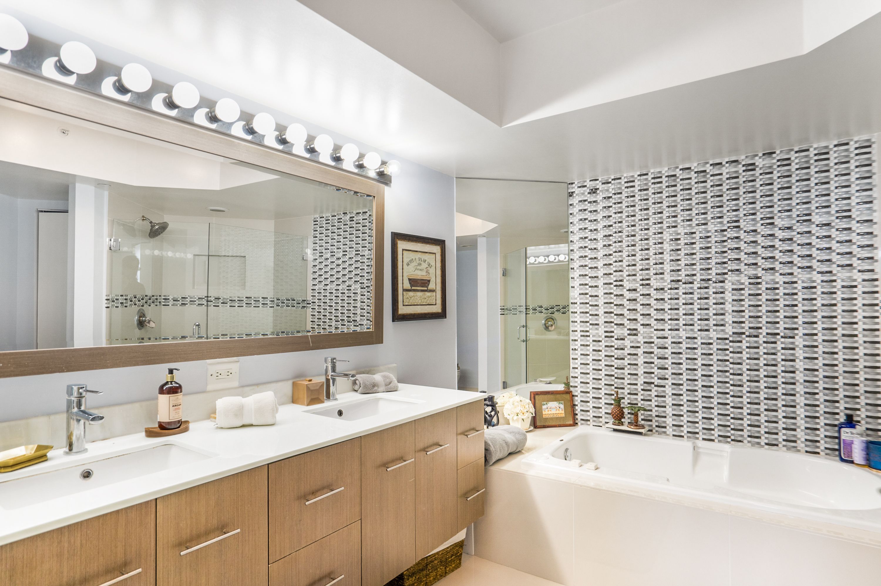 21055 Yacht Club Drive Aventura FL 33180