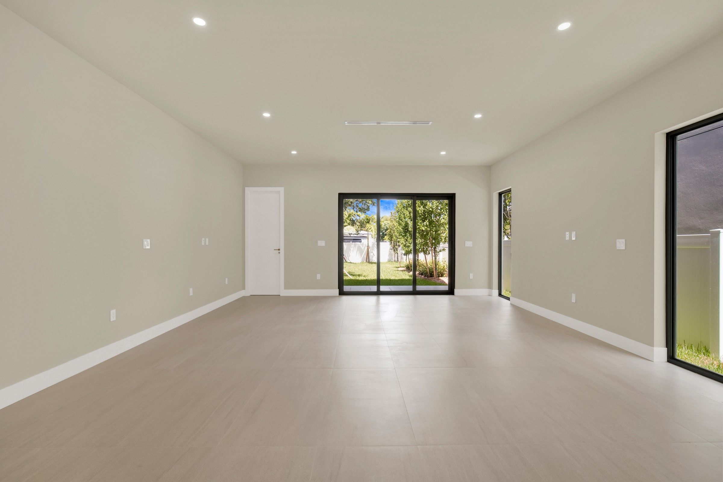 2889 SW 35th Avenue Miami FL 33133