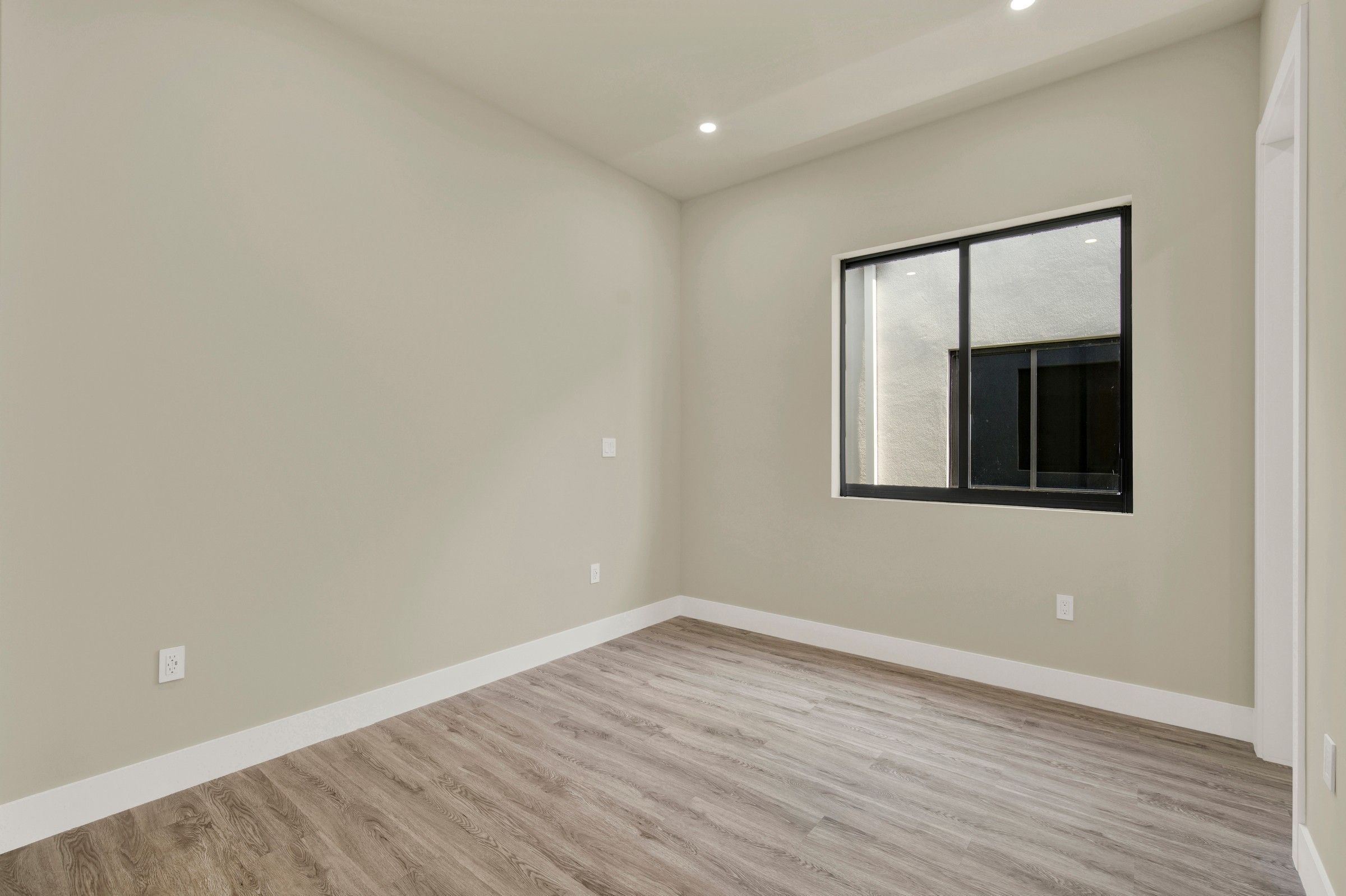 2889 SW 35th Avenue Miami FL 33133