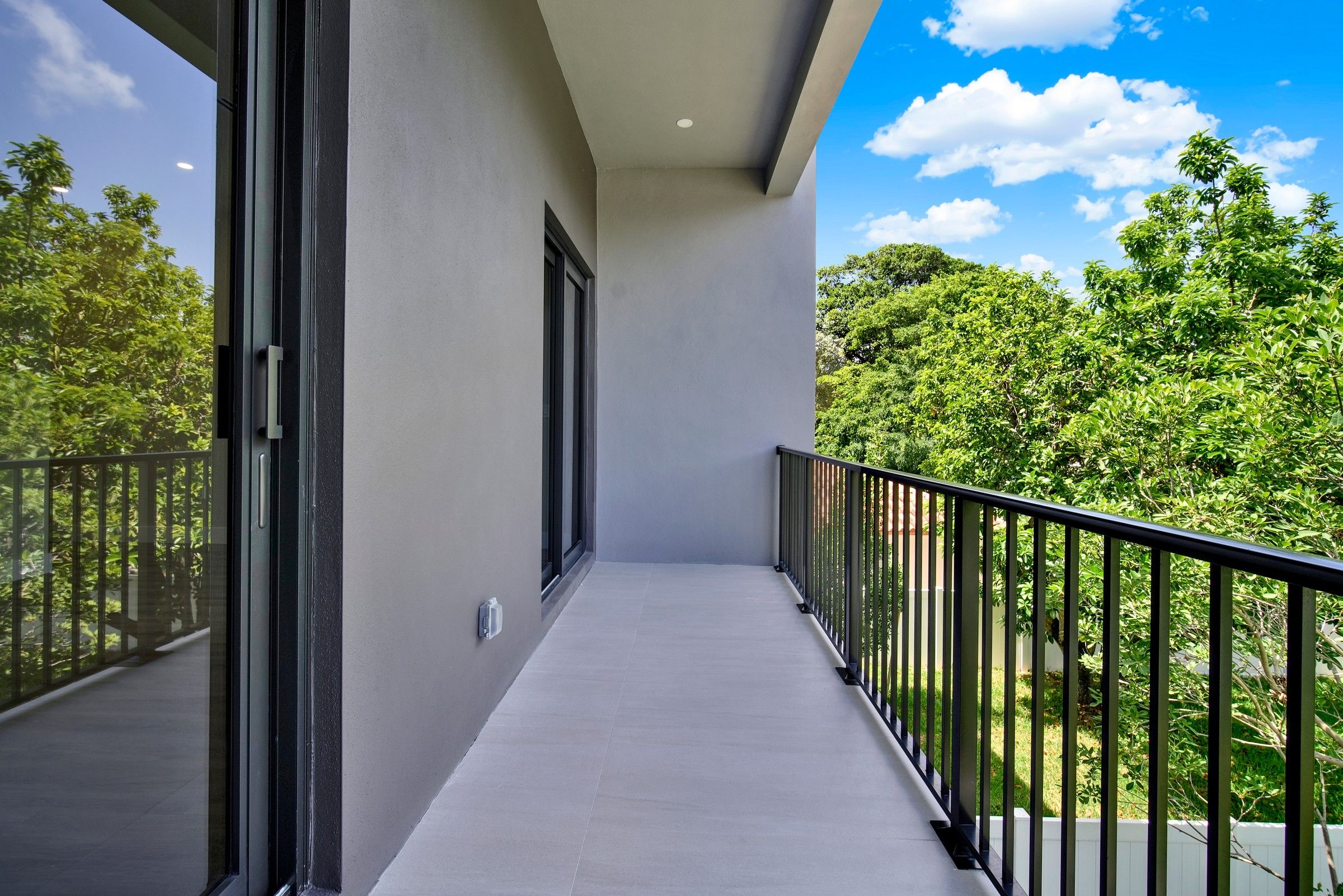 2889 SW 35th Avenue Miami FL 33133