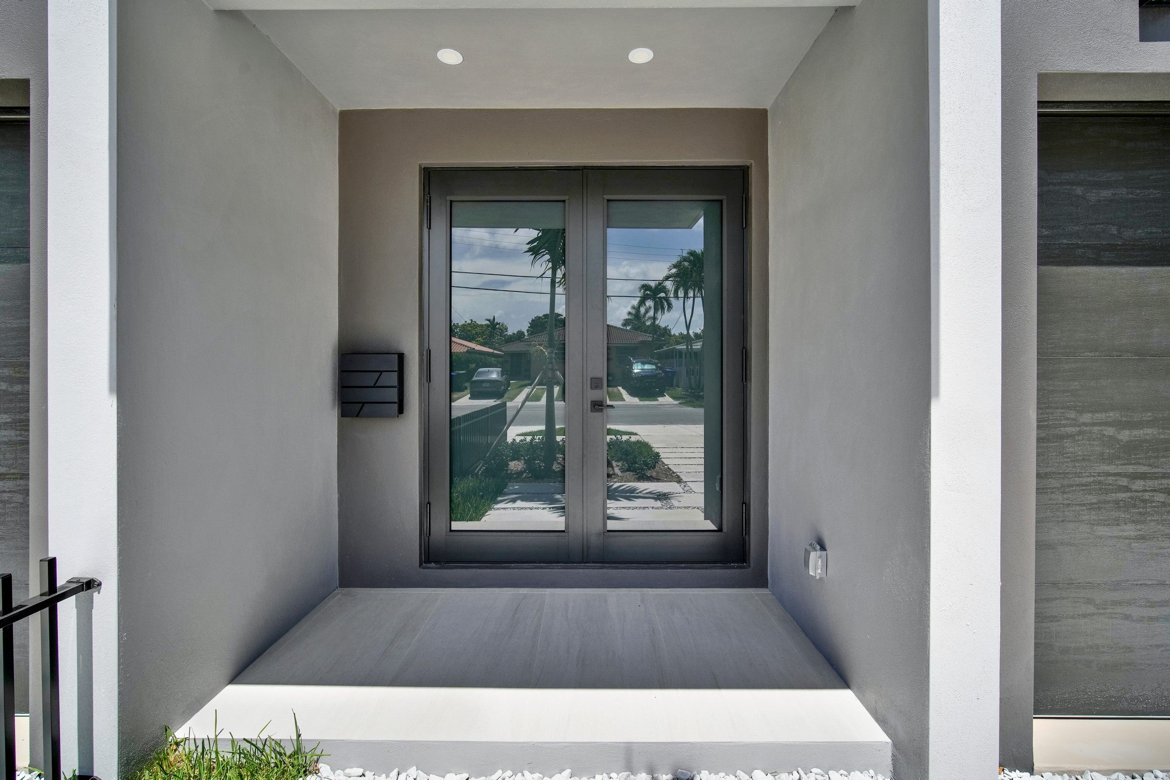 2889 SW 35th Avenue Miami FL 33133