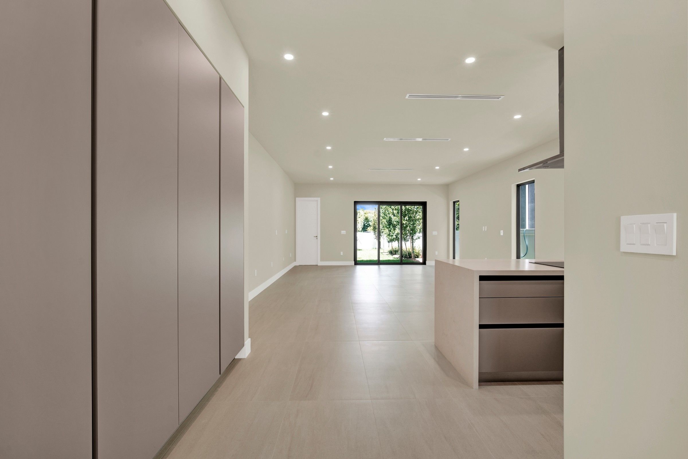 2889 SW 35th Avenue Miami FL 33133