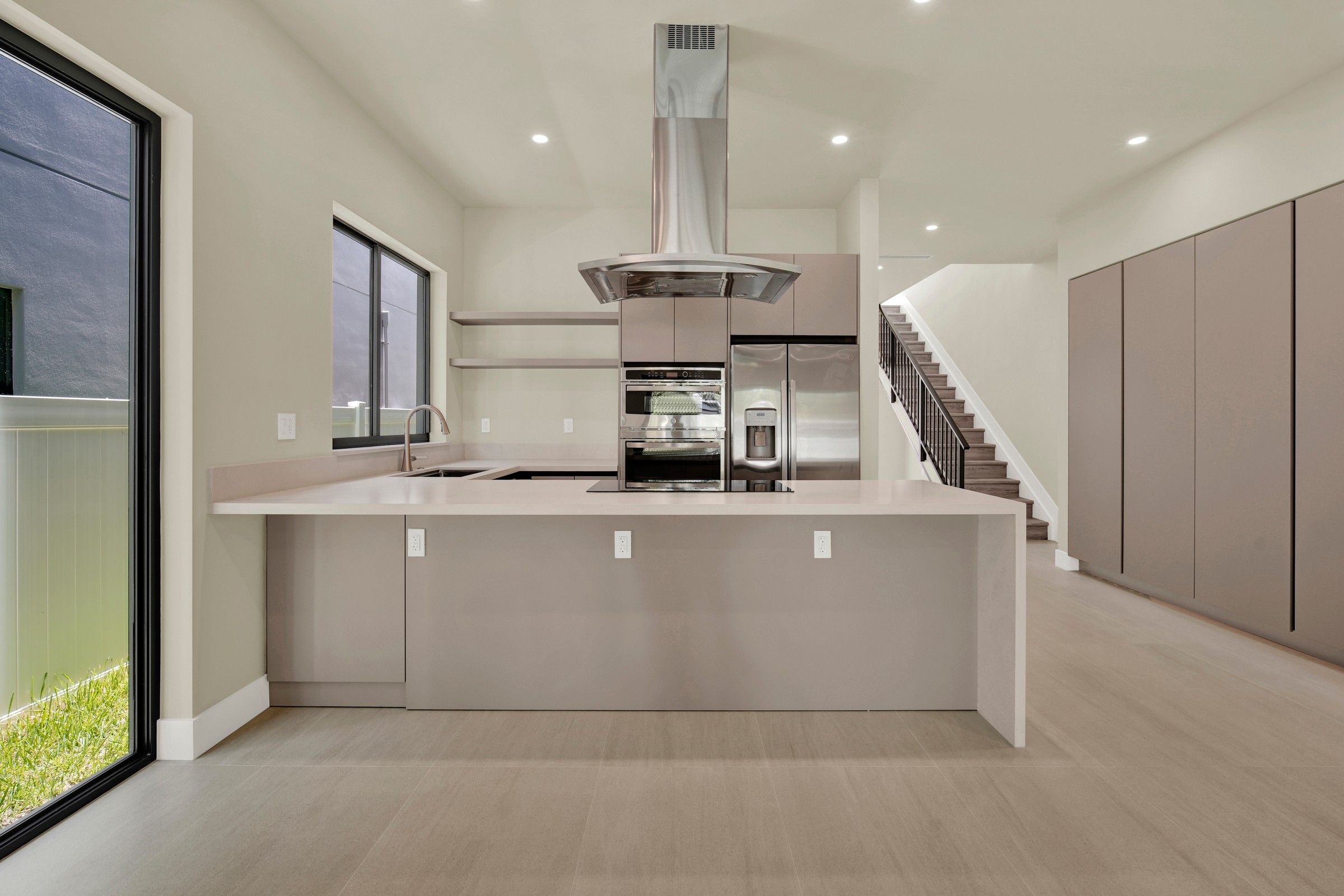 2889 SW 35th Avenue Miami FL 33133