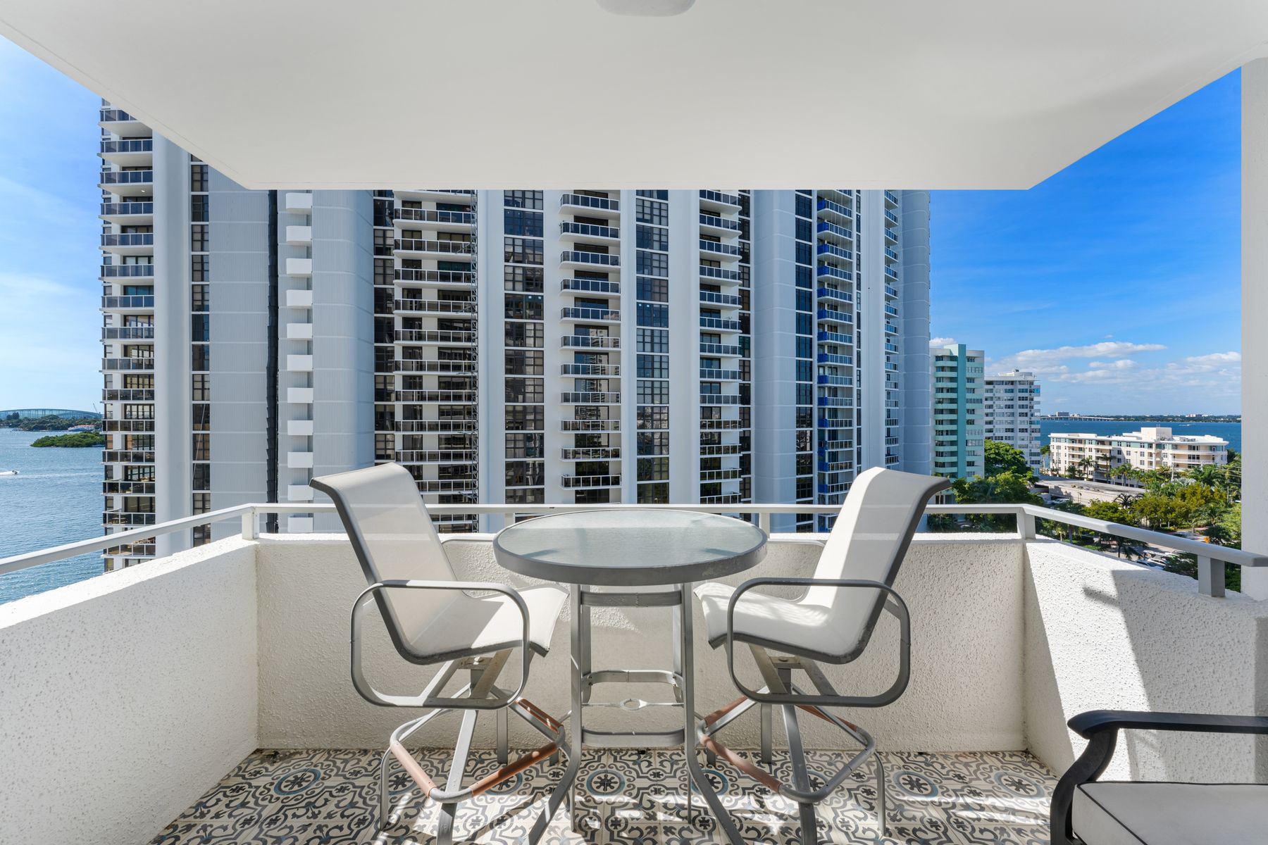 11 Island Avenue Miami Beach FL 33139