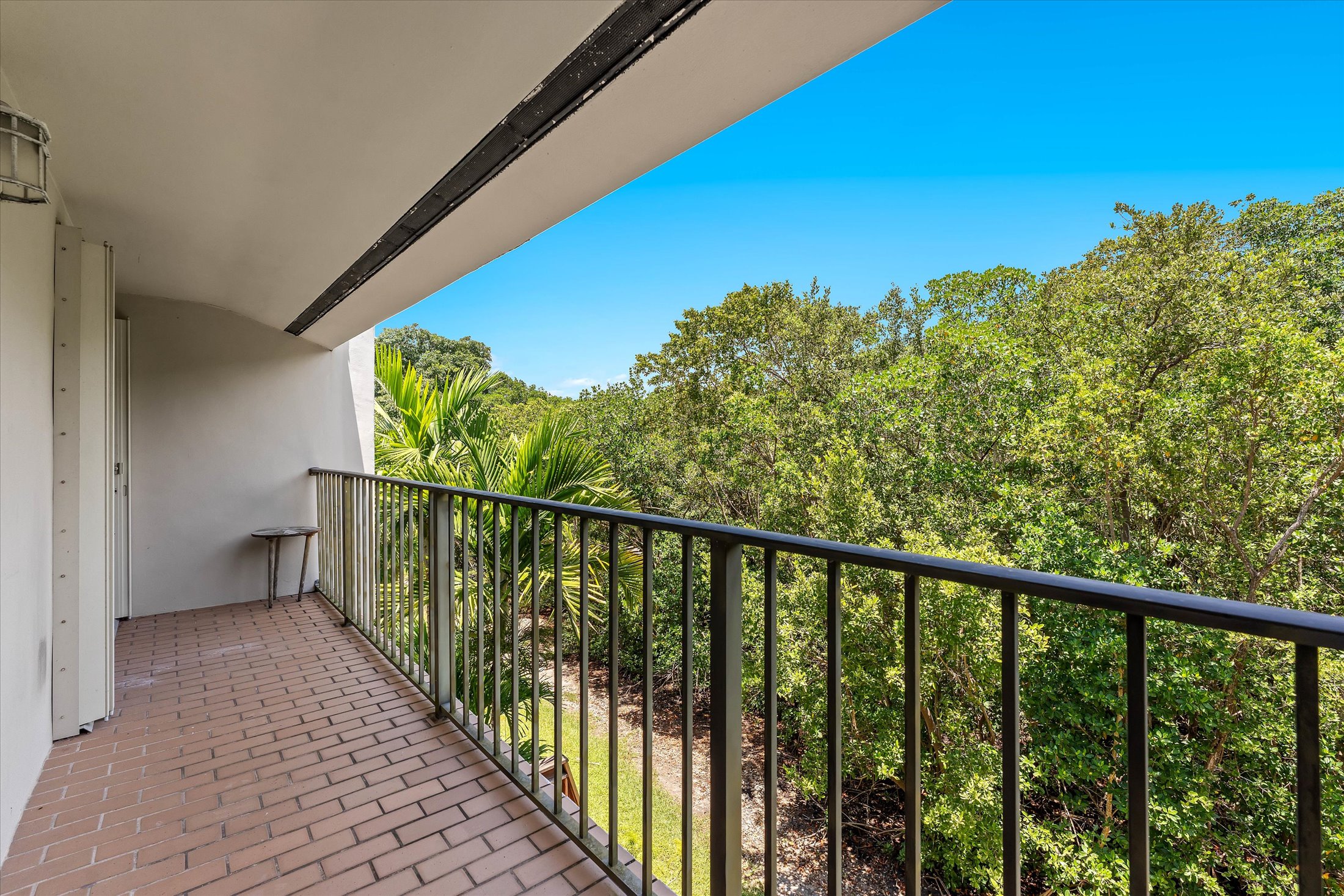 2525 NE 135th Street North Miami FL 33181