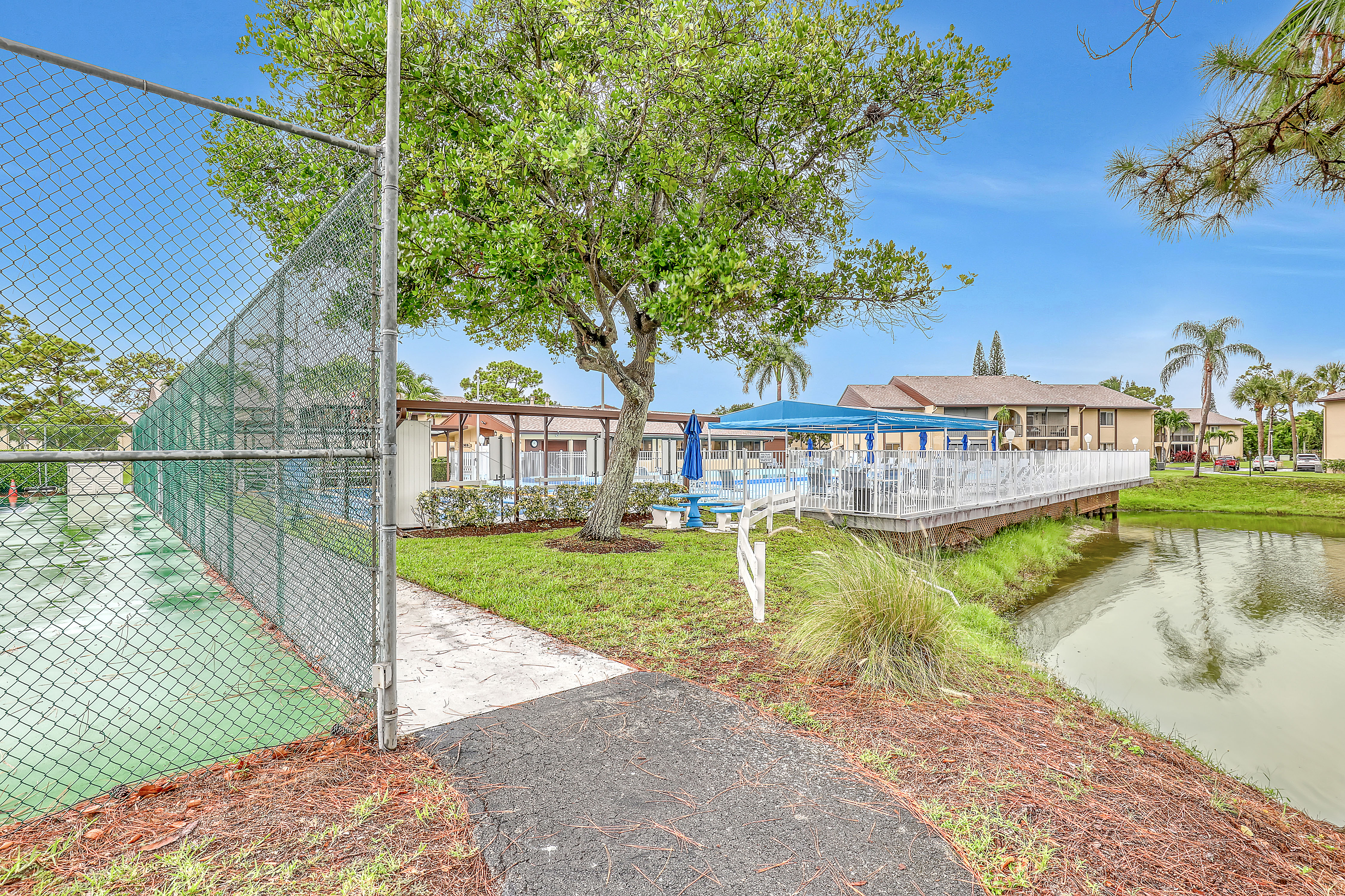 337 Pine Ridge Circle Greenacres FL 33463