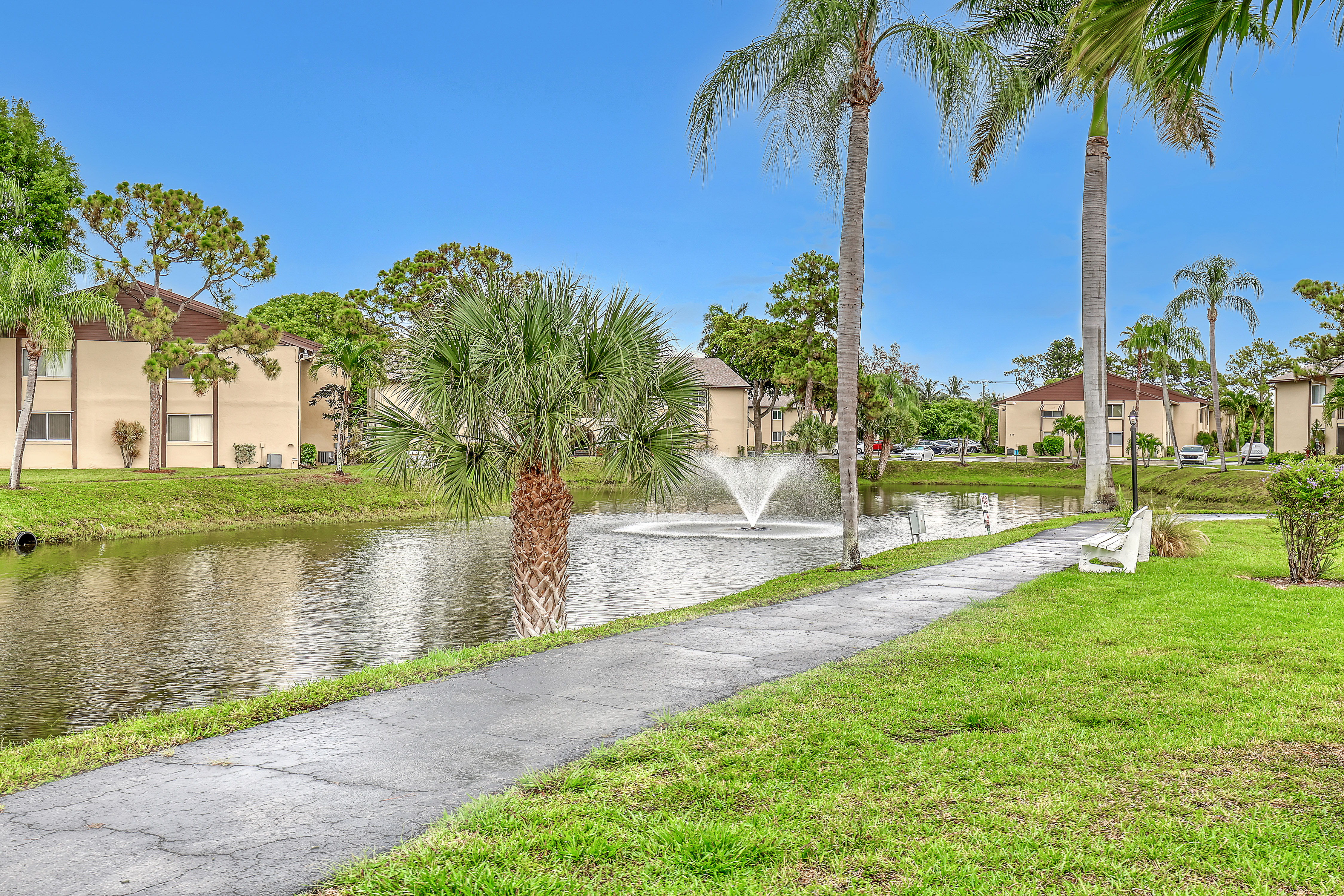 337 Pine Ridge Circle Greenacres FL 33463