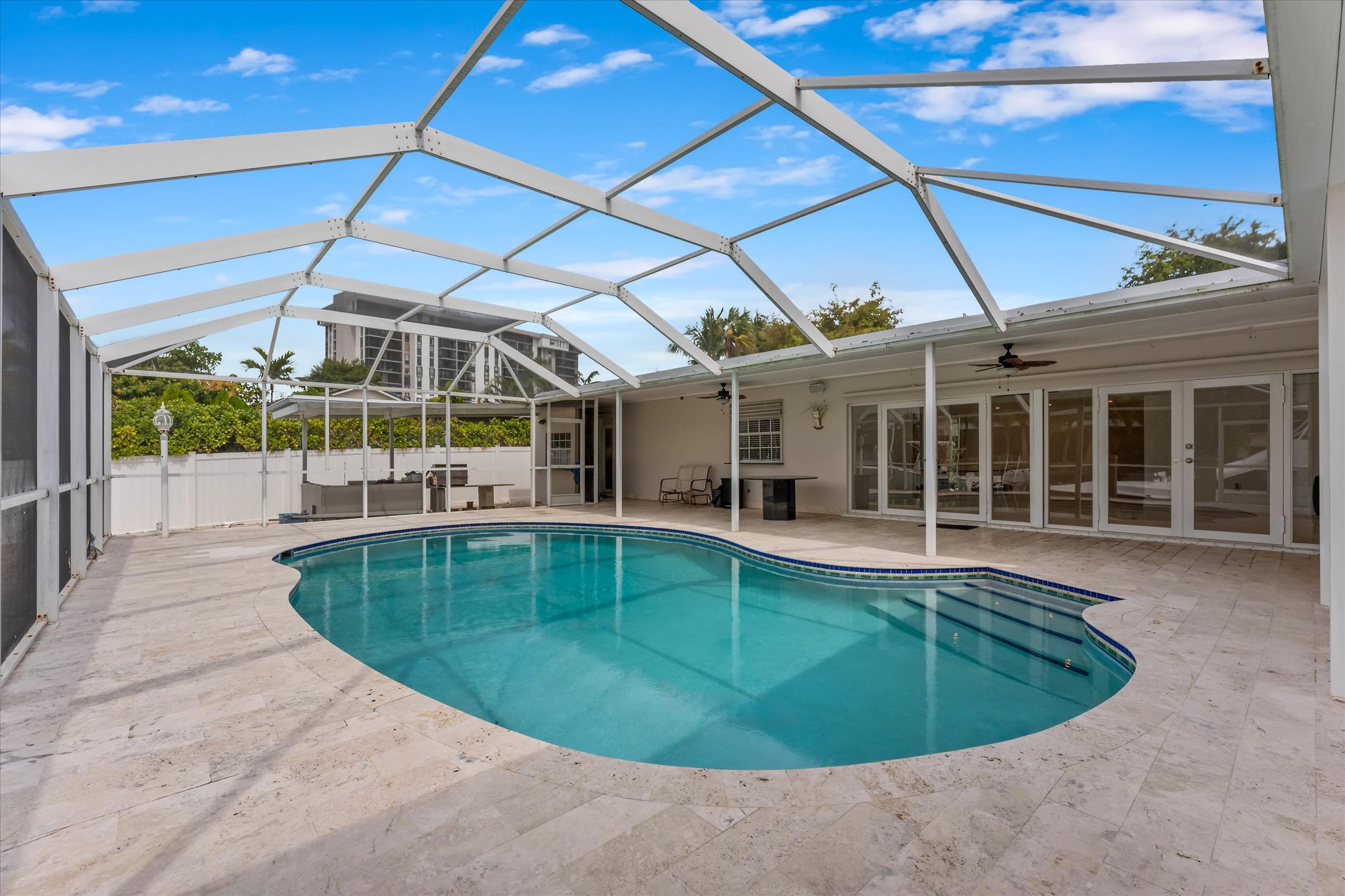 2525 NE 135th Street North Miami FL 33181