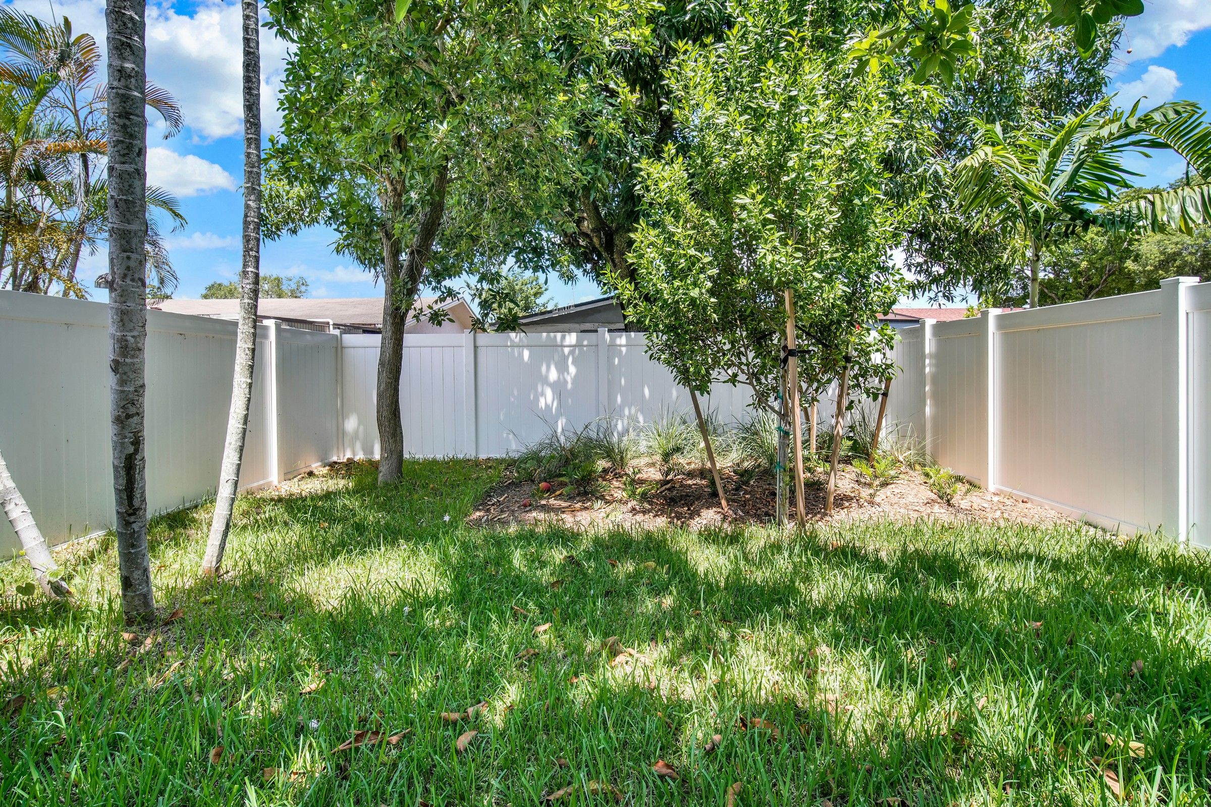 2889 SW 35 Avenue Miami FL 33133